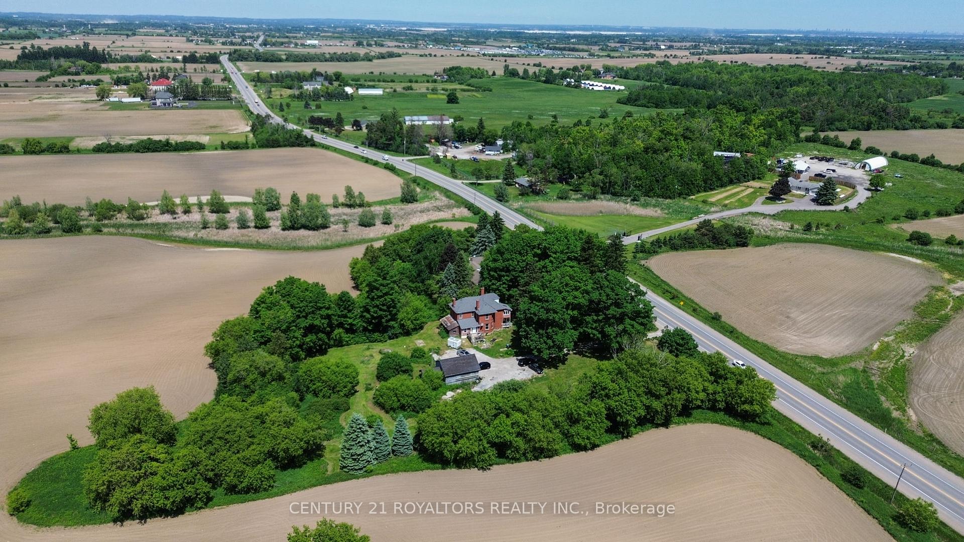 5112 King Street Caledon Ontario Canada Sale residential Gagan Dhah Century 21 Royaltors Realty Inc.,Brokerage