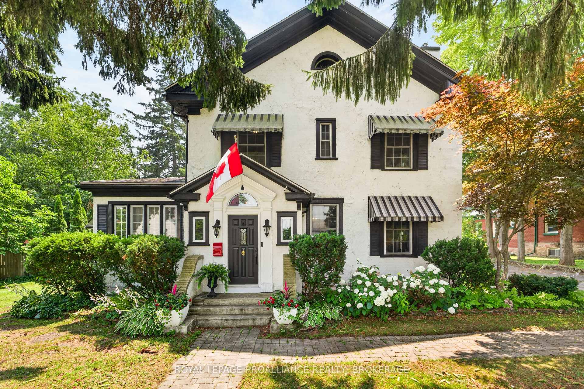 223 King Street W Gananoque Ontario Canada Sale residential TEAM TALLEN Royal LePage Proalliance Realty, Brokerage