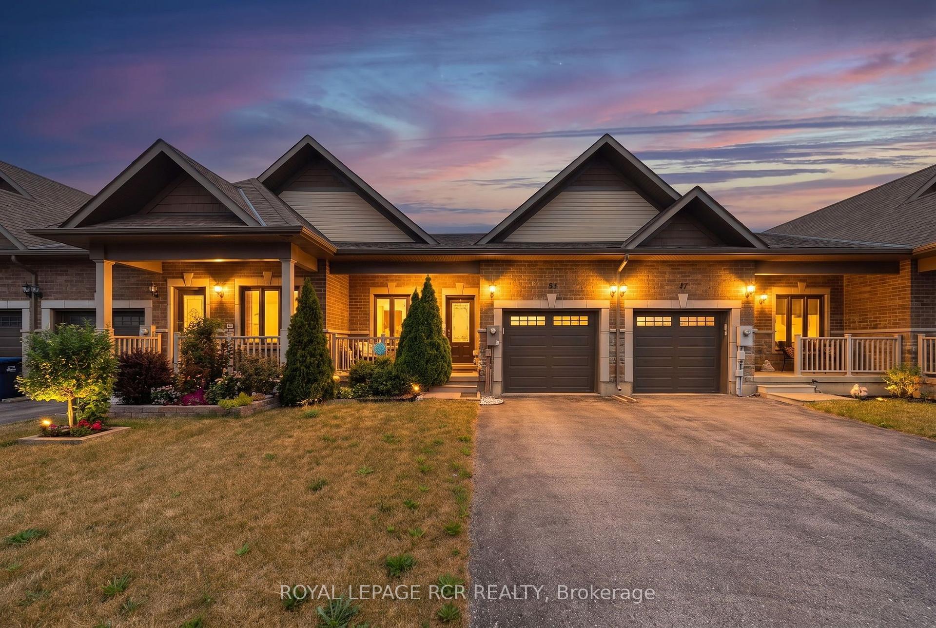 55 Kingsmere Crescent New Tecumseth Ontario Canada Sale residential Debbie Martin Royal LePage RCR Realty, Brokerage *