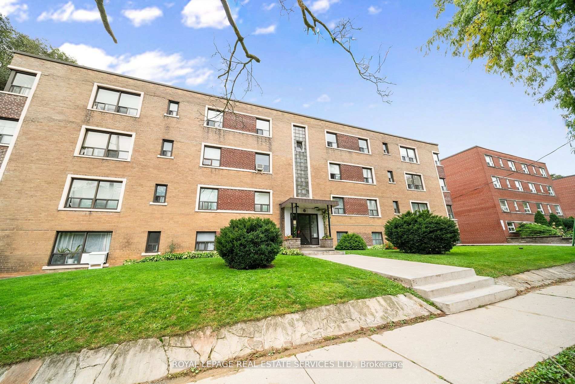 110 - 308 The Kingsway Toronto Ontario Canada Rent residential Sur Real Estate Group * ROYAL LEPAGE REAL ESTATE SERVICES LTD. Brokerage*