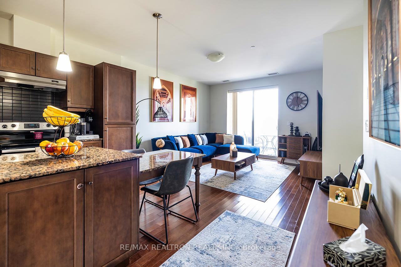 604 - 223 Erb Street W Waterloo Ontario Canada Sale residential Thiru Nirahulan RE/MAX REALTRON REALTY INC., BROKERAGE*
