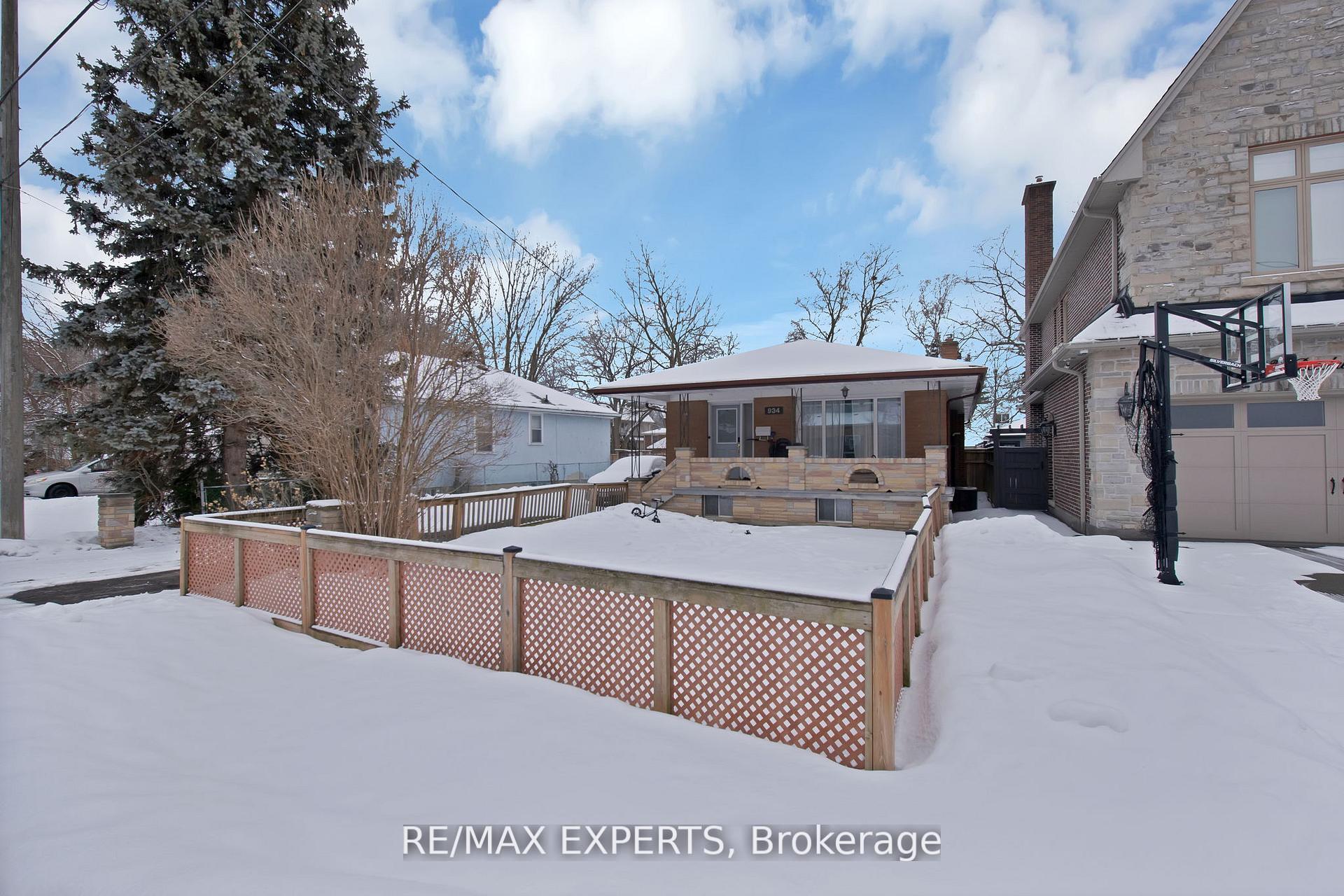 Lower - 934 Beechwood Avenue Mississauga Ontario Canada Rent residential NIHAD HAZBOUN Re/Max Experts, Brokerage*