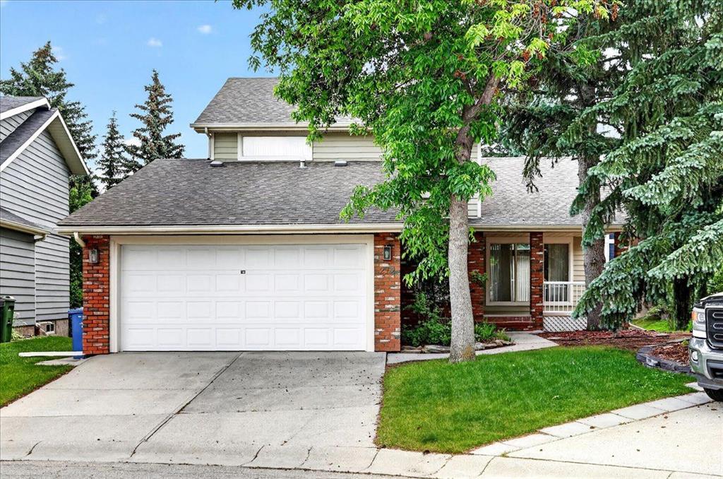 212 Stravanan BA SW Calgary Alberta Canada Sale residential Jeffrey Moulds COLDWELL BANKER MOUNTAIN CENTRAL, BROKERAGE*