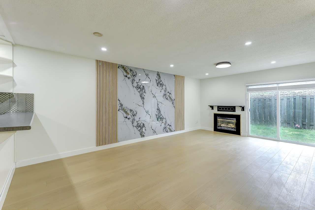 35 3030 TRETHEWEY STREET Abbotsford British Columbia Canada Sale residential Peter Skrzyniarz HOMELIFE ADVANTAGE REALTY LTD,
