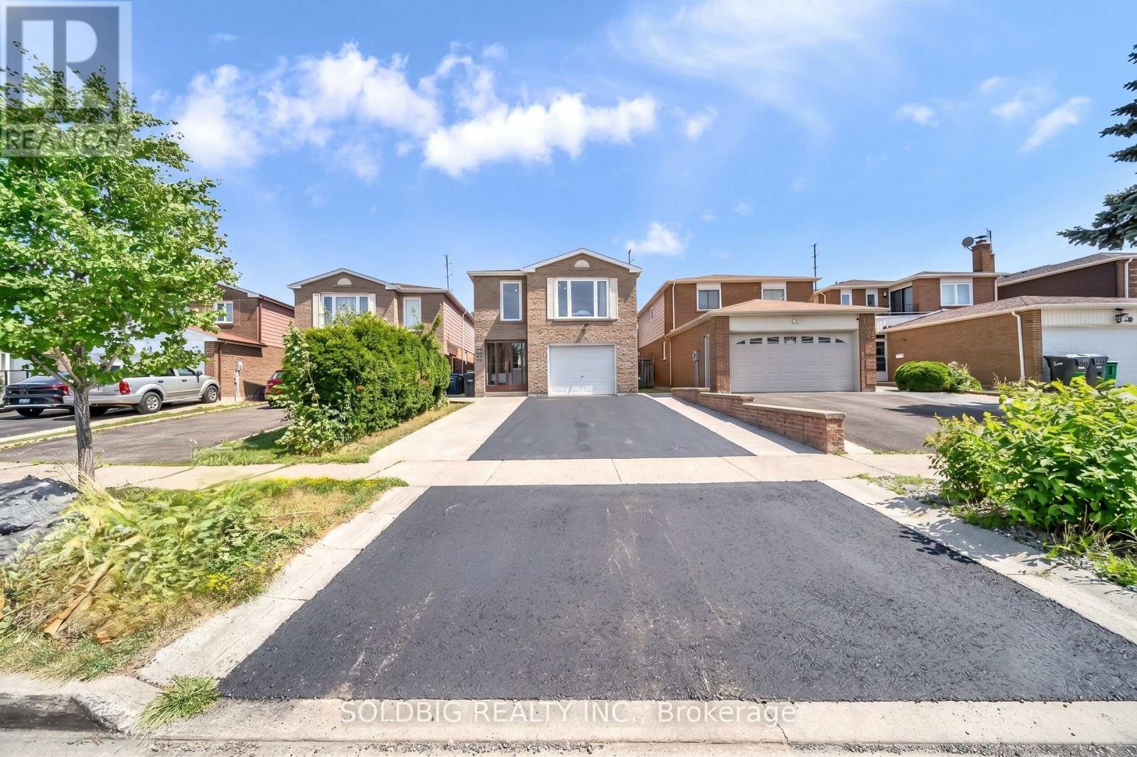 76 Banting Crescent Brampton Ontario Canada Sale residential Bobby Dhaliwal Century 21 Peoples Choice Realty Inc., Brokerage *