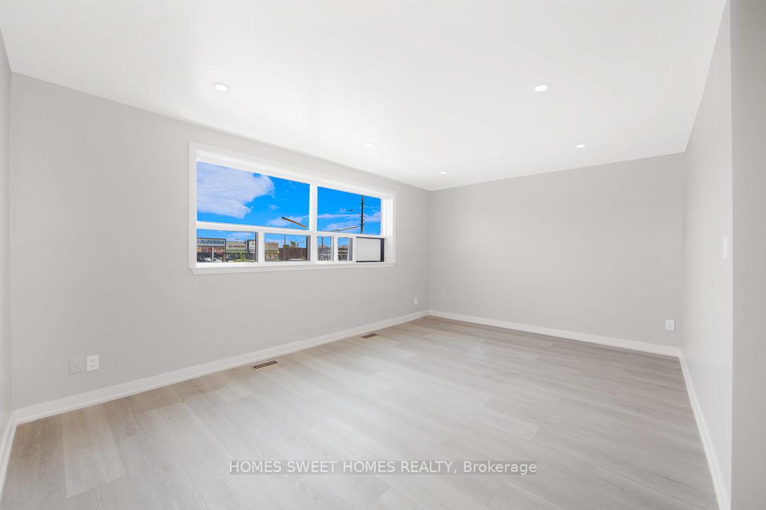A - 1352 Kennedy Road Toronto Ontario Canada Rent residential Oscar Amaya Homes Sweet Homes Realty Brokerage