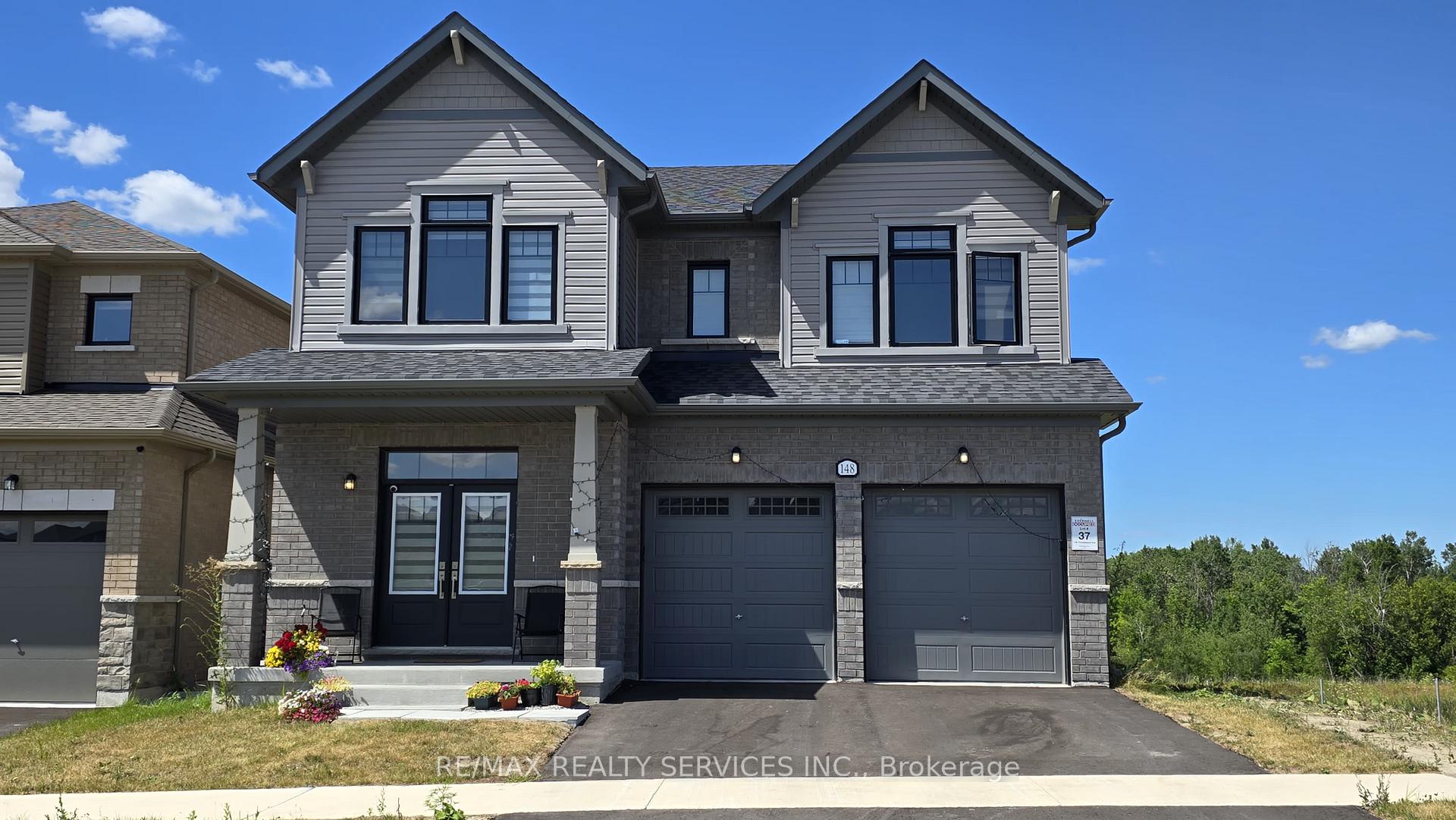 148 Thicketwood Avenue Barrie Ontario Canada Rent residential Lets talk Real Estate RE/MAX Realty Services Inc., Brokerage*