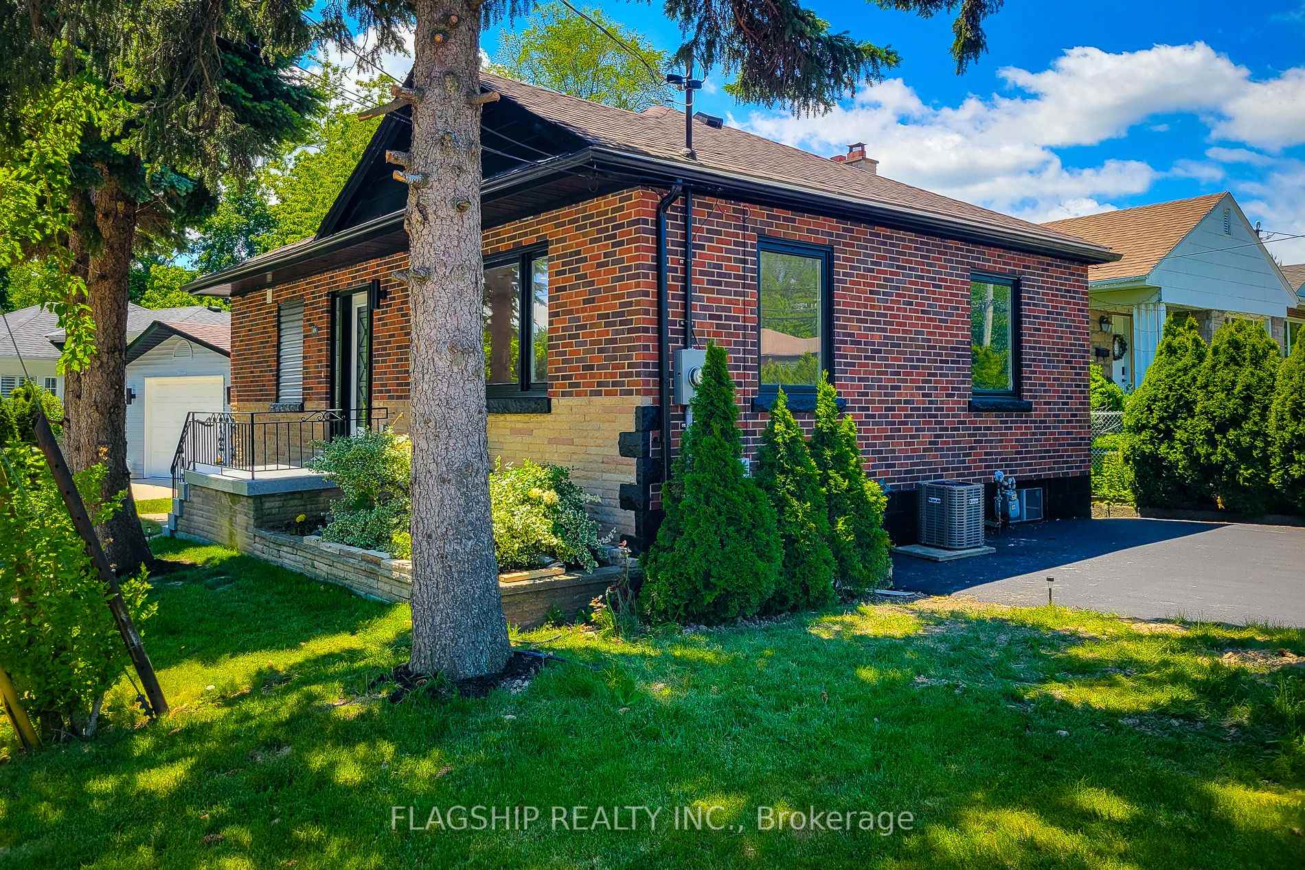 292 Glenholme Avenue Hamilton Ontario Canada Sale residential Next Stage Realty Right at Home Realty, Brokerage*