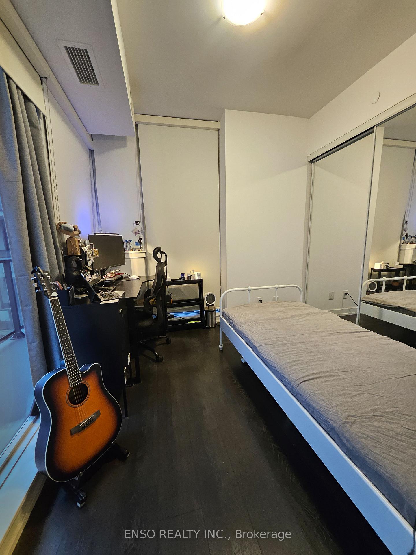 1221 - 297 College Street Toronto Ontario Canada Rent residential   Canovin Realty Inc. Brokerage