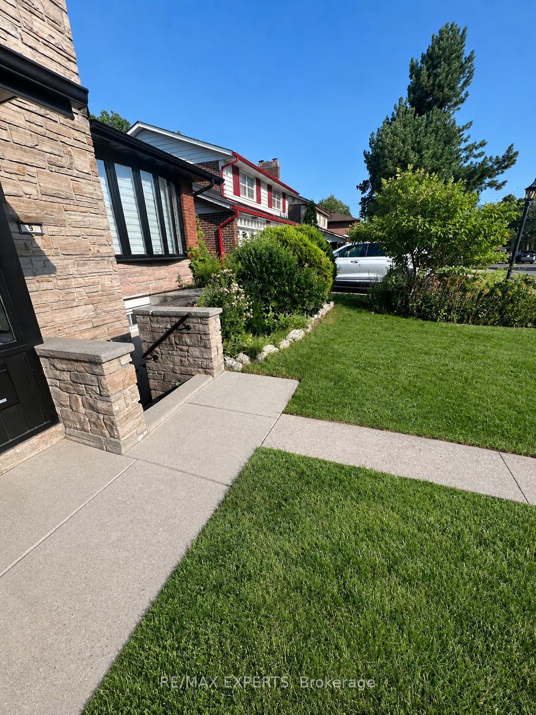 9 Bridlewood Boulevard Toronto Ontario Canada Rent residential NIHAD HAZBOUN Re/Max Experts, Brokerage*