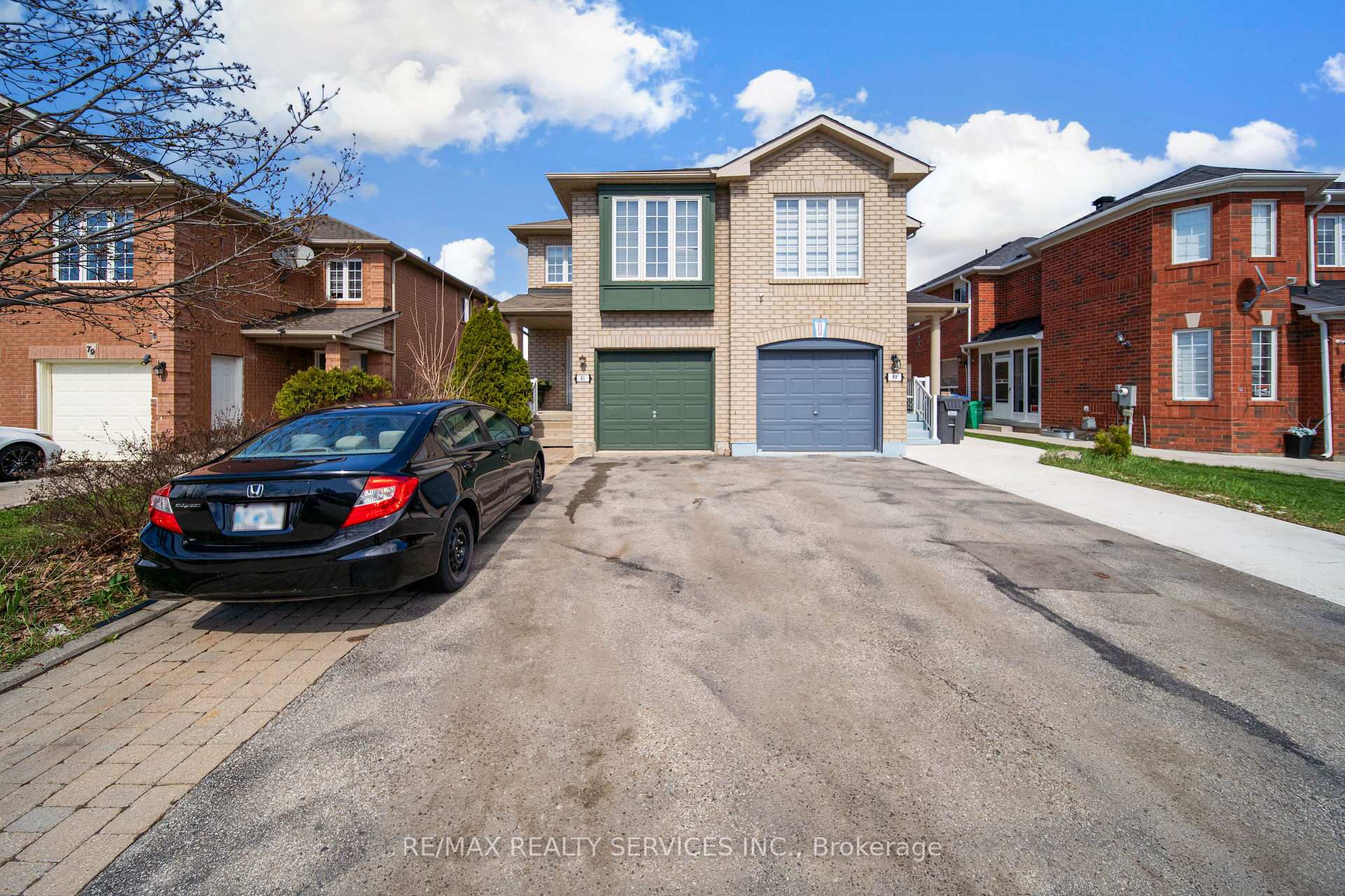 81 Roadmaster Lane Brampton Ontario Canada Sale residential Lets talk Real Estate RE/MAX Realty Services Inc., Brokerage*