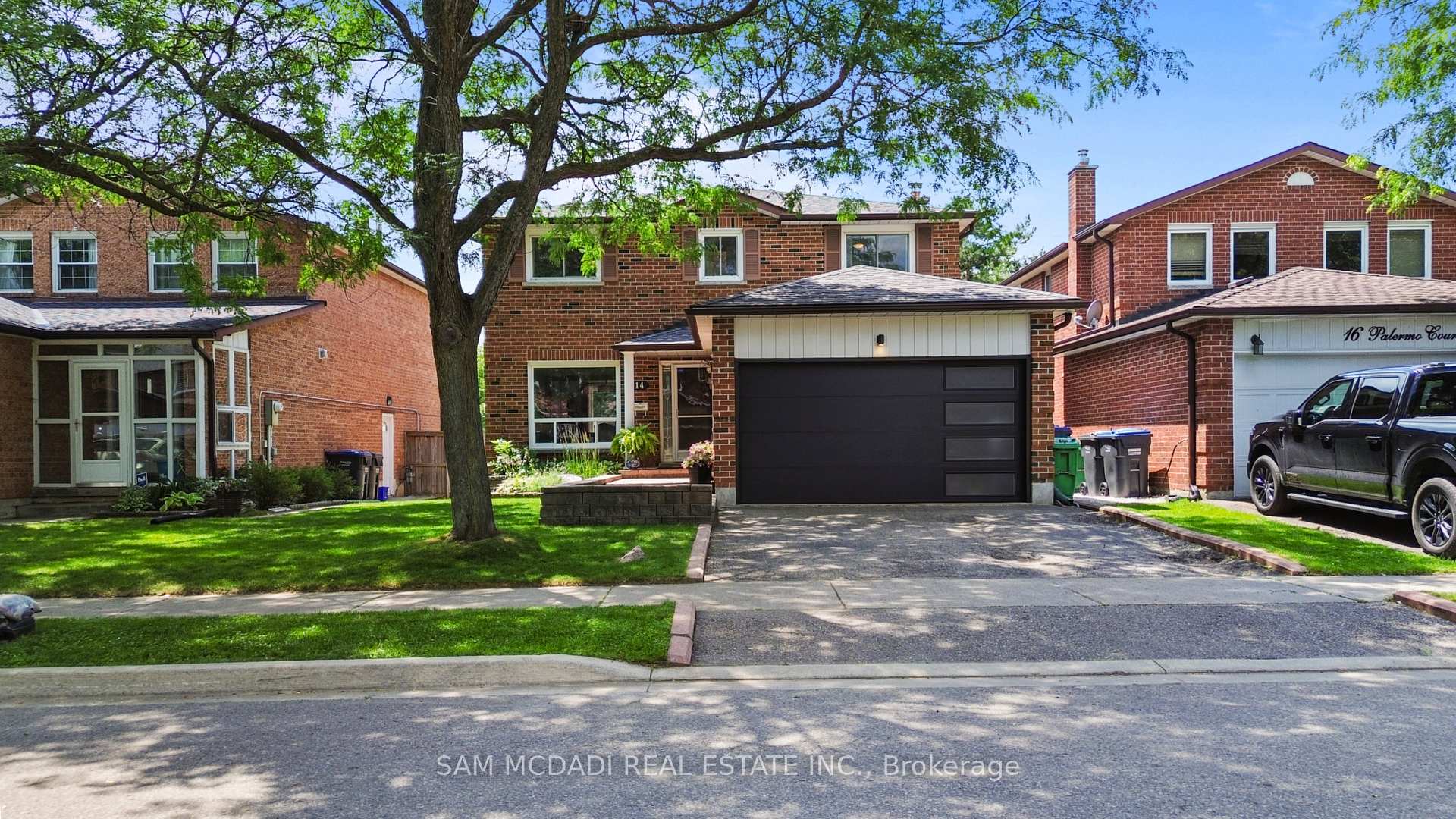14 Palermo Court Brampton Ontario Canada Sale residential Nancy Richards Royal LePage Signature Realty, Brokerage