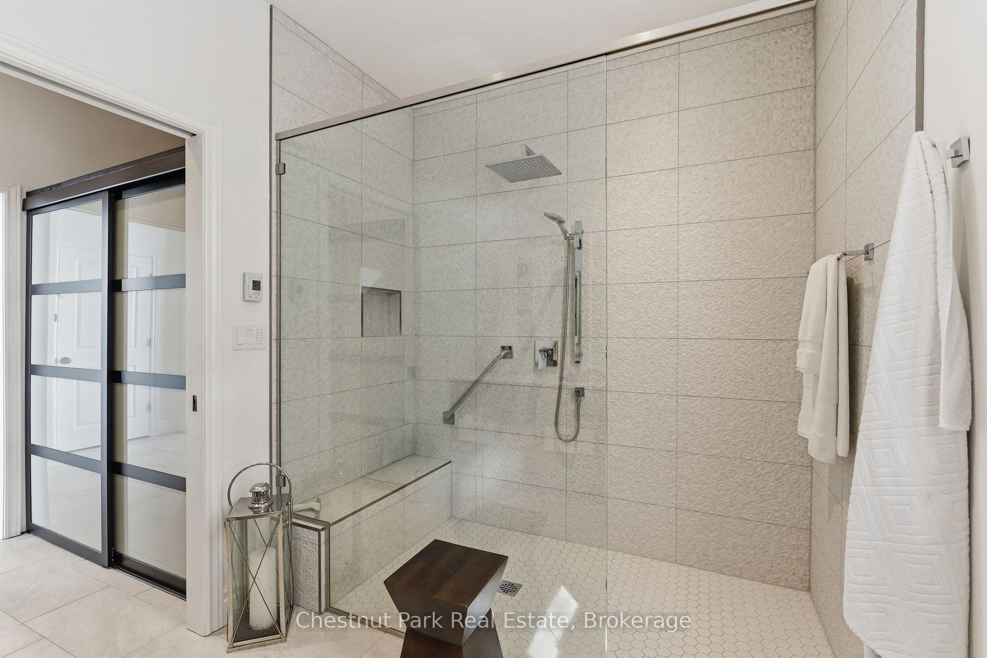 4 Bedroom Single Family Home/House's Image 14