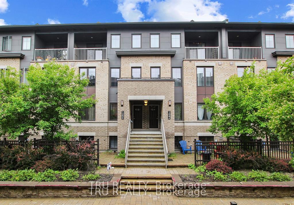 19 - 122 Lindenshade Drive Ottawa Ontario Canada Rent residential Marina Karshuli TRU REALTY , BROKERAGE*