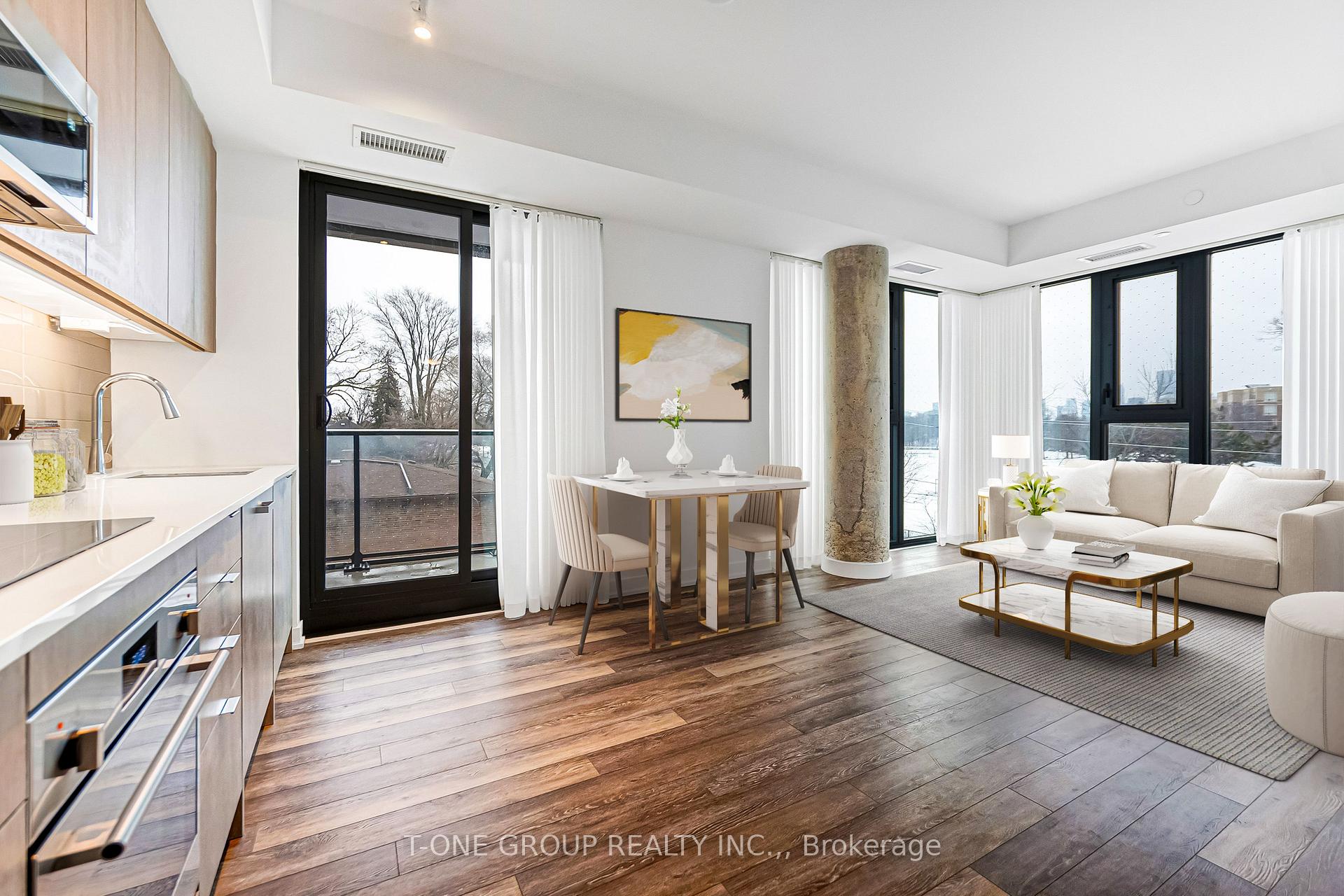 309 - 250 Lawrence Avenue W Toronto Ontario Canada Sale residential Silvia Di Monte Realinvest Canada Inc., Brokerage*