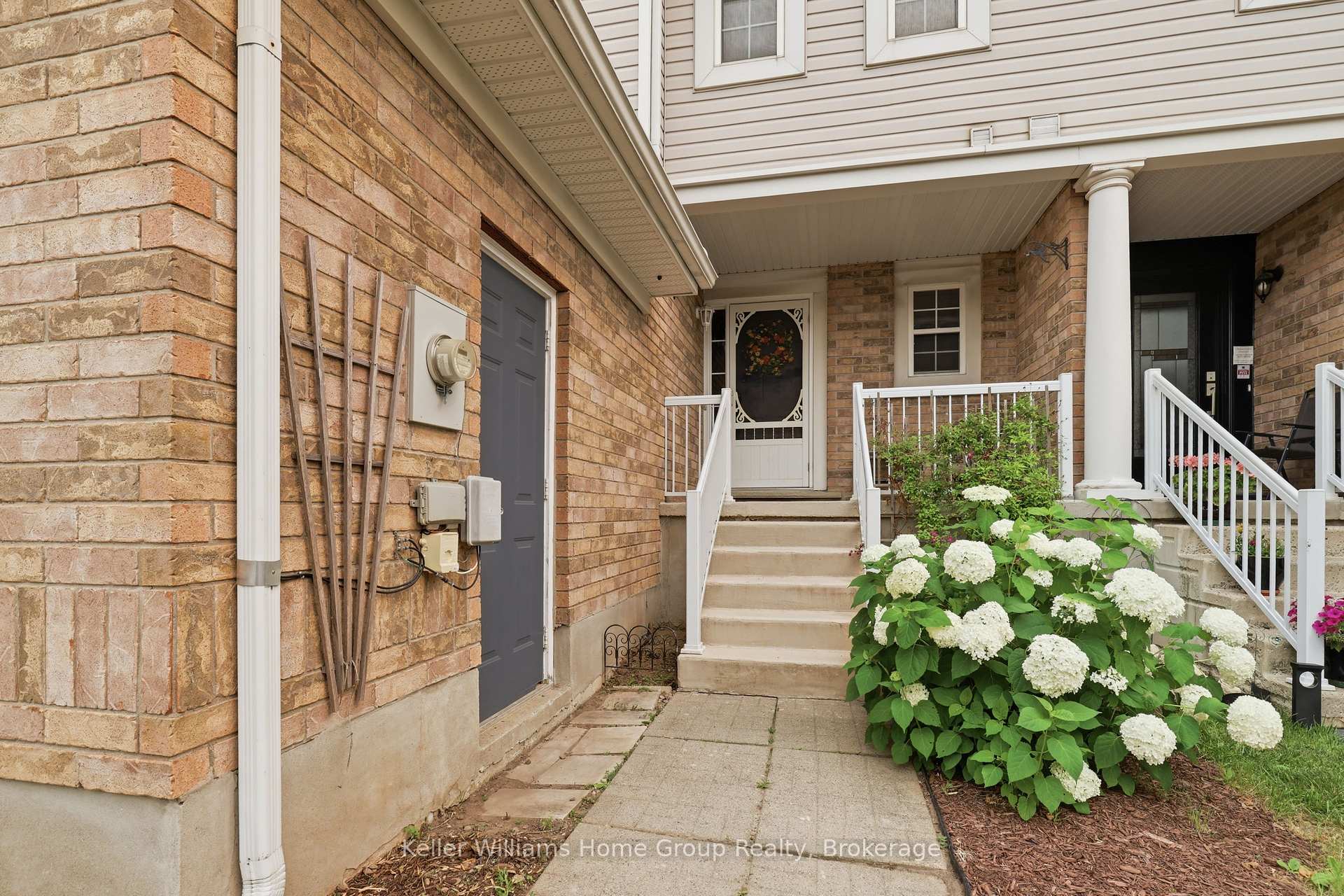 20 Werstine Terrace Cambridge Ontario Canada Sale residential Renee Blair Sotheby's International Realty Canada