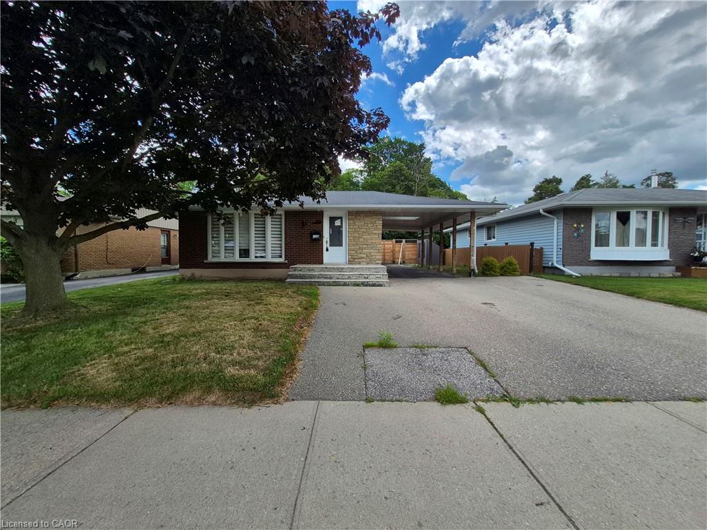154 Appalachian Crescent Kitchener Ontario Canada Sale residential NICOLE POHL RE/MAX Twin City Realty Inc., Brokerage*