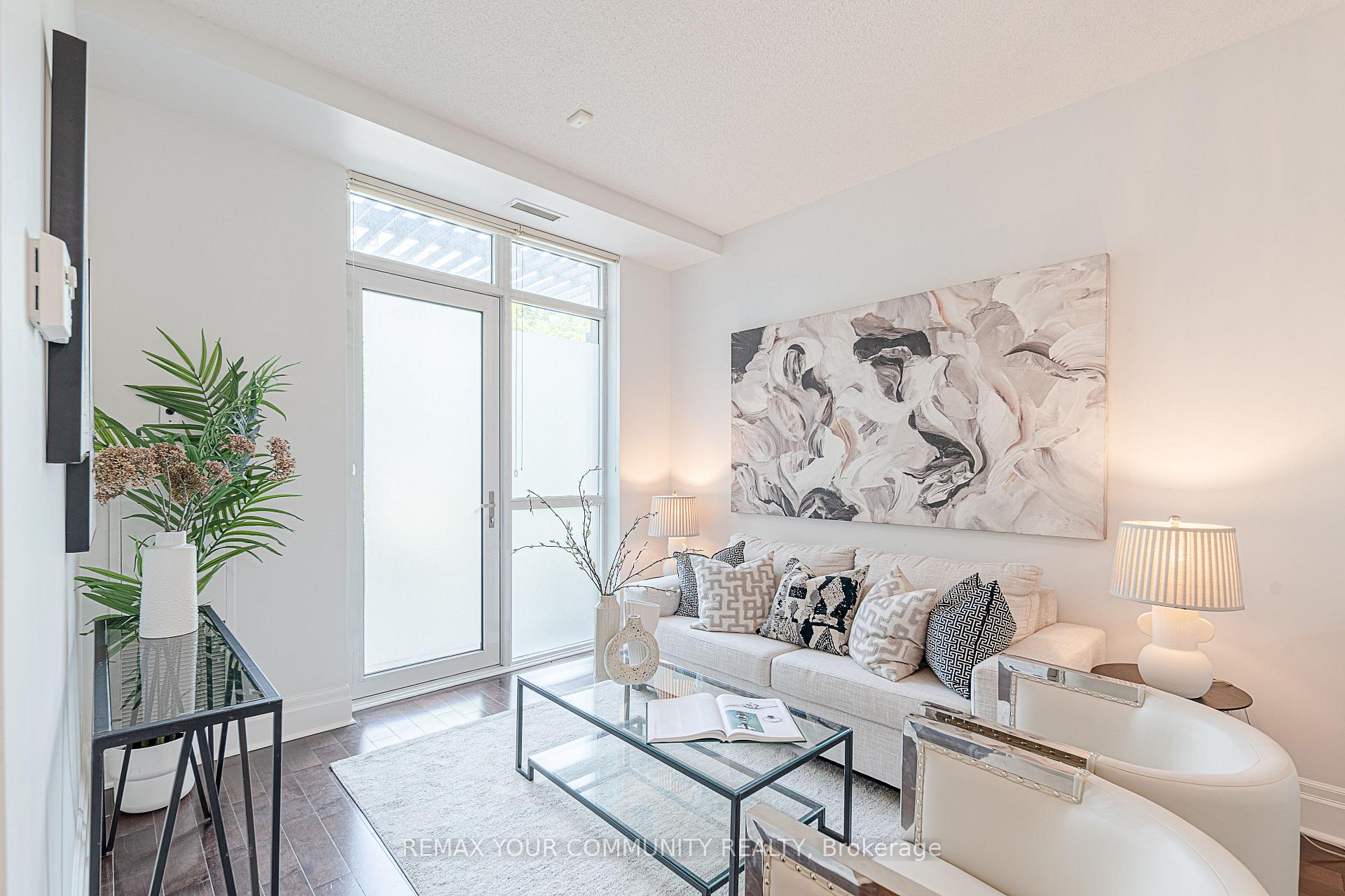 102 - 39 Upper Duke Crescent Markham Ontario Canada Sale residential ZARTOSHT VAHABI Re/Max Your Community Realty, Brokerage*