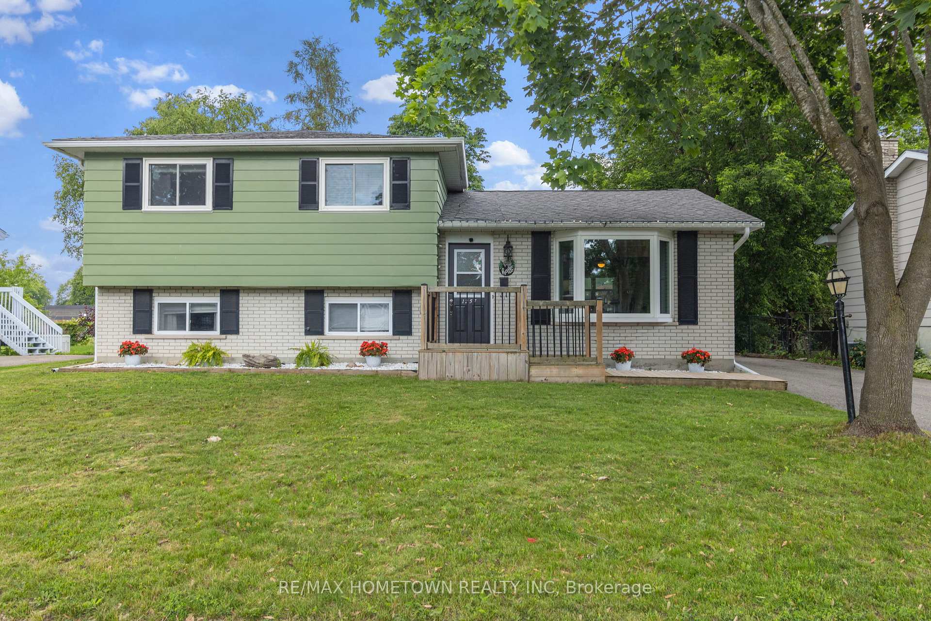 1257 Peden Boulevard Brockville Ontario Canada Sale residential   HomeLife/DLK Real Estate Ltd., Brokerage*