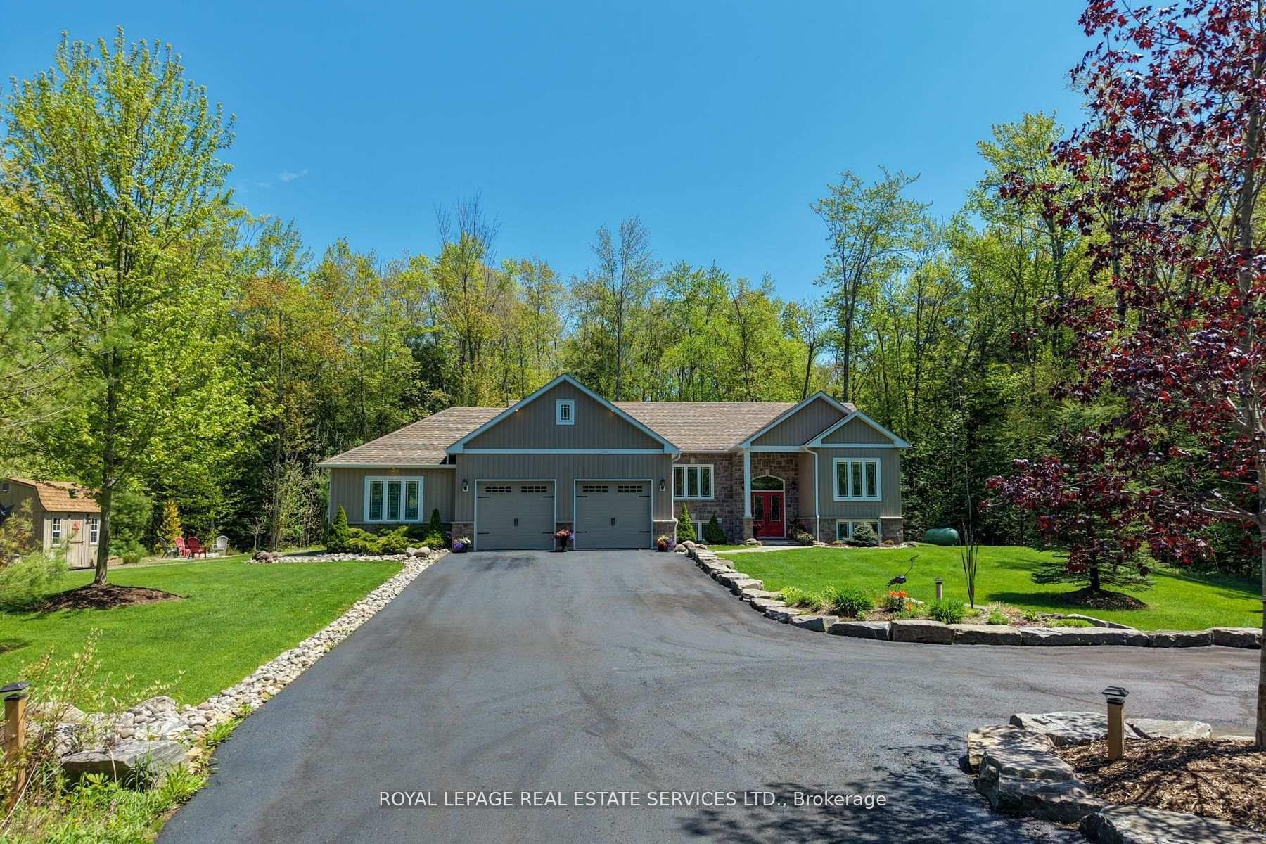 1045 Tower Crescent Gravenhurst Ontario Canada Sale residential APRIL  ESTEVES ROYAL LEPAGE REAL ESTATE SERVICES LTD. Brokerage*