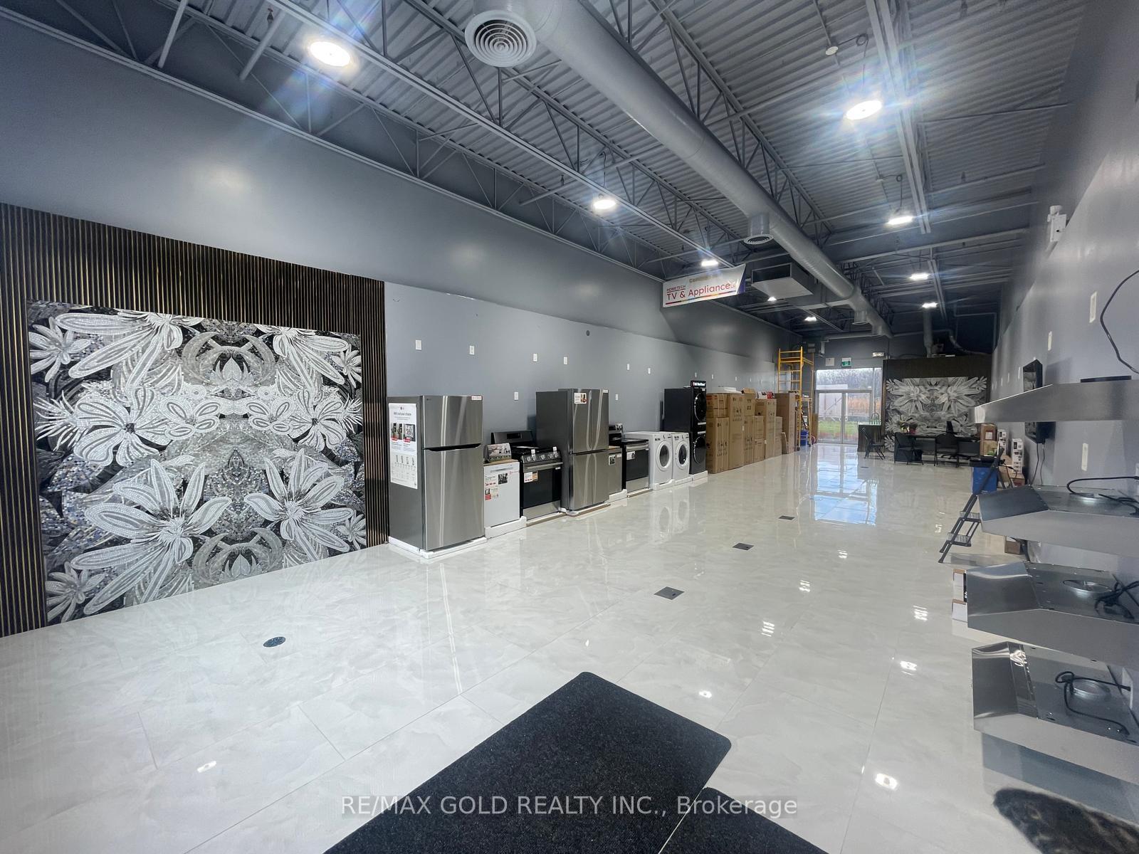 Unit 4 - 6101 Mayfield Road Brampton Ontario Canada Lease commercial Rocky Saini REMAX GOLD REALTY INC., BROKERAGE*