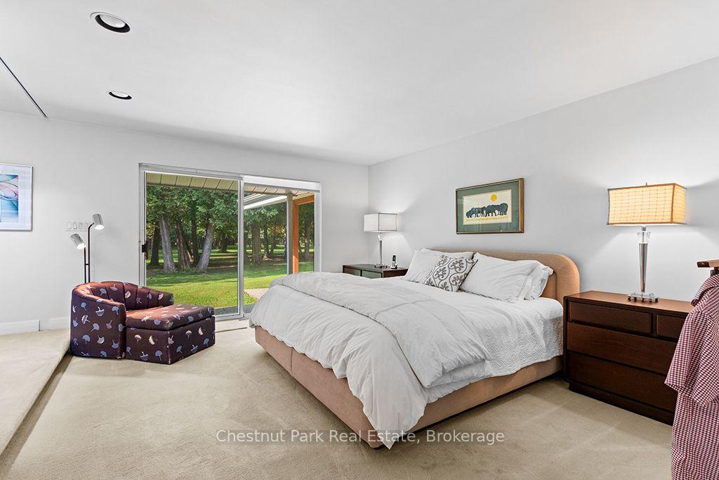 5 Bedroom Single Family Home/House's Image 16