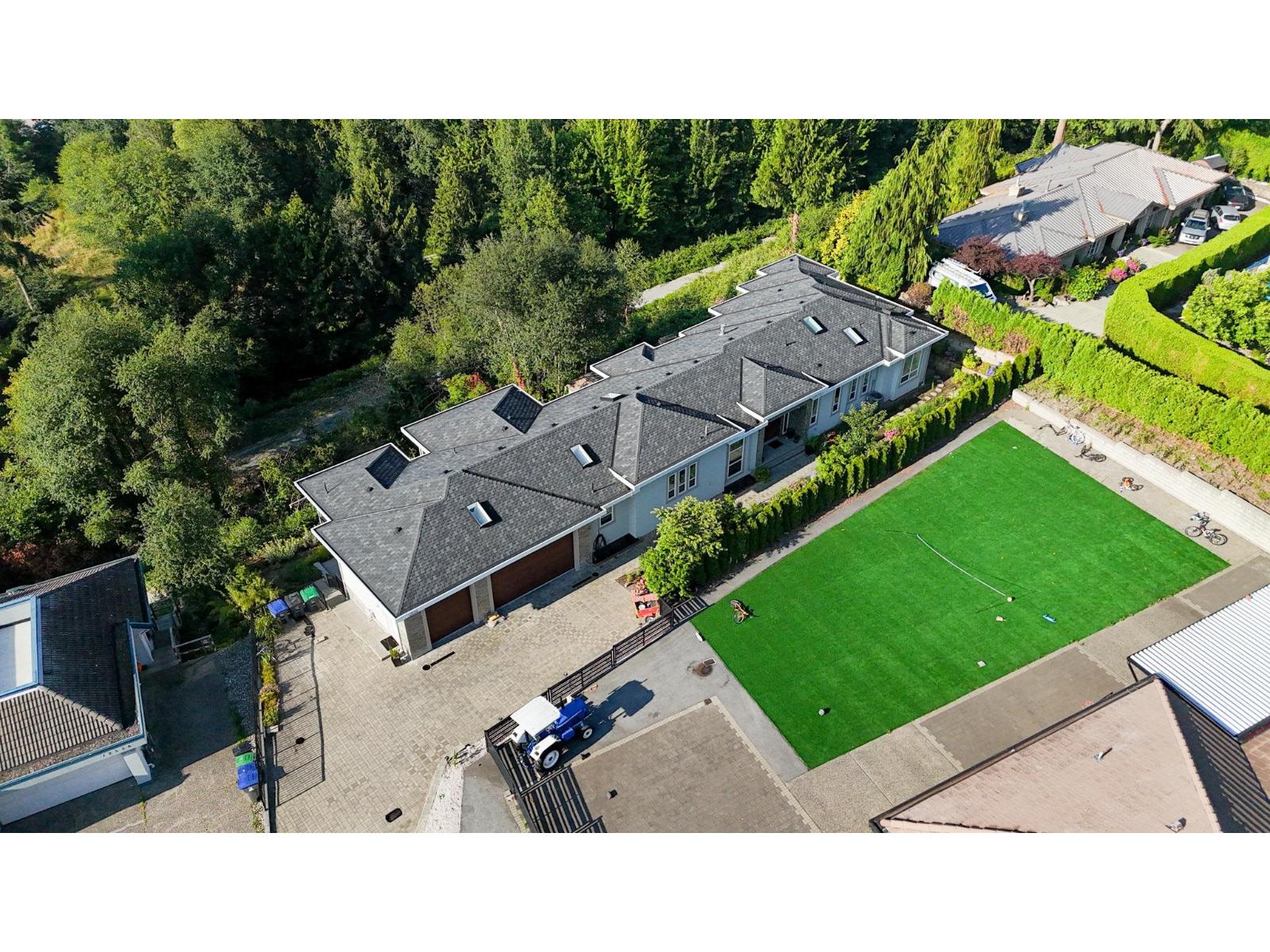 12528 52A AVENUE Surrey British Columbia Canada Sale residential HomeLife Realty Services