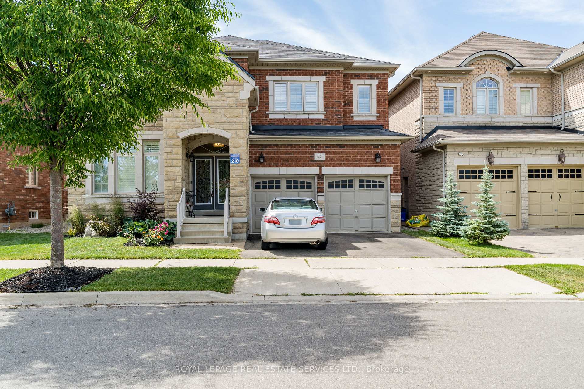 531 Bridgeview Road Oakville Ontario Canada Rent residential Jennifer Singh InCom Brokerage Example