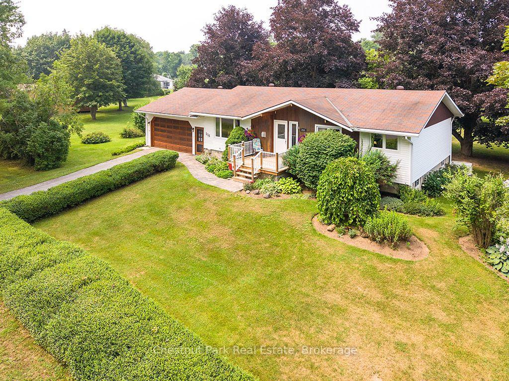 4 Bedroom Single Family Home/House's Image 4