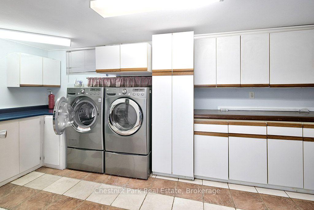 4 Bedroom Single Family Home/House's Image 37