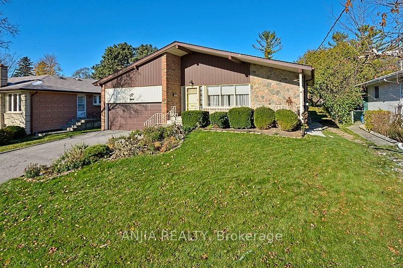 Upper - 80 Alamosa Drive Toronto Ontario Canada Rent residential Jennifer Singh InCom Brokerage Example