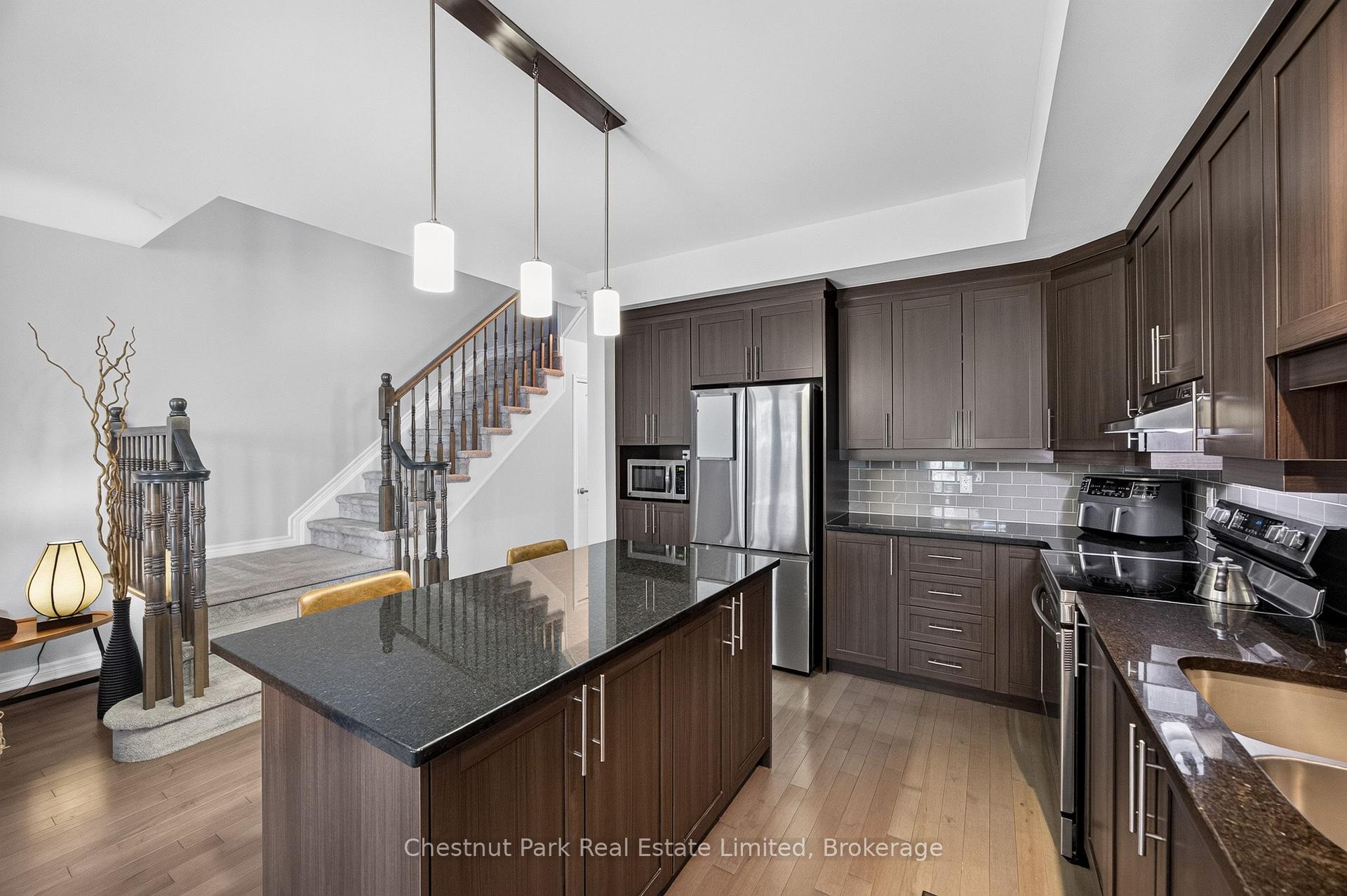 3 Bedroom Villa/Townhouse's Image 6