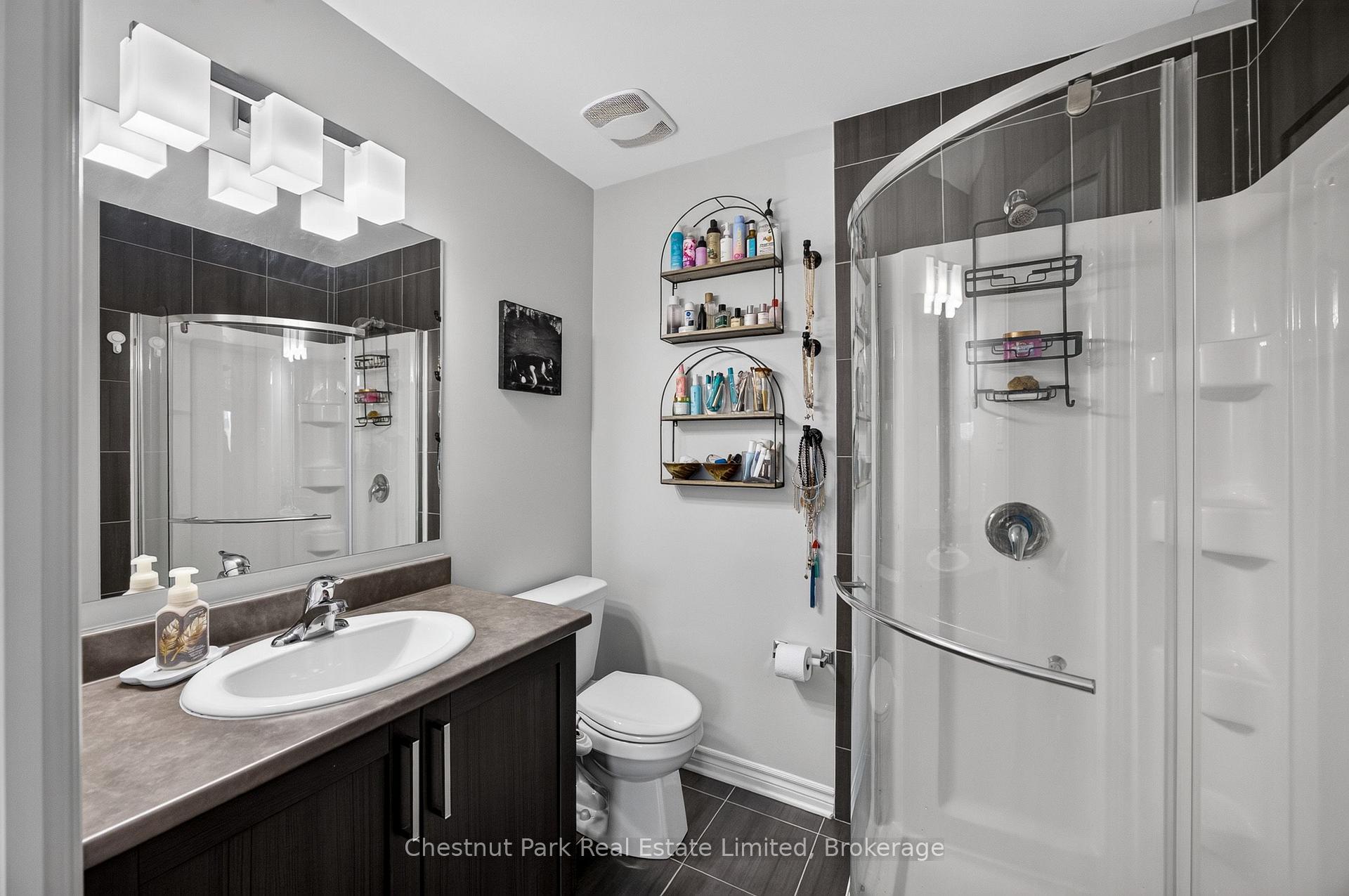 3 Bedroom Villa/Townhouse's Image 23