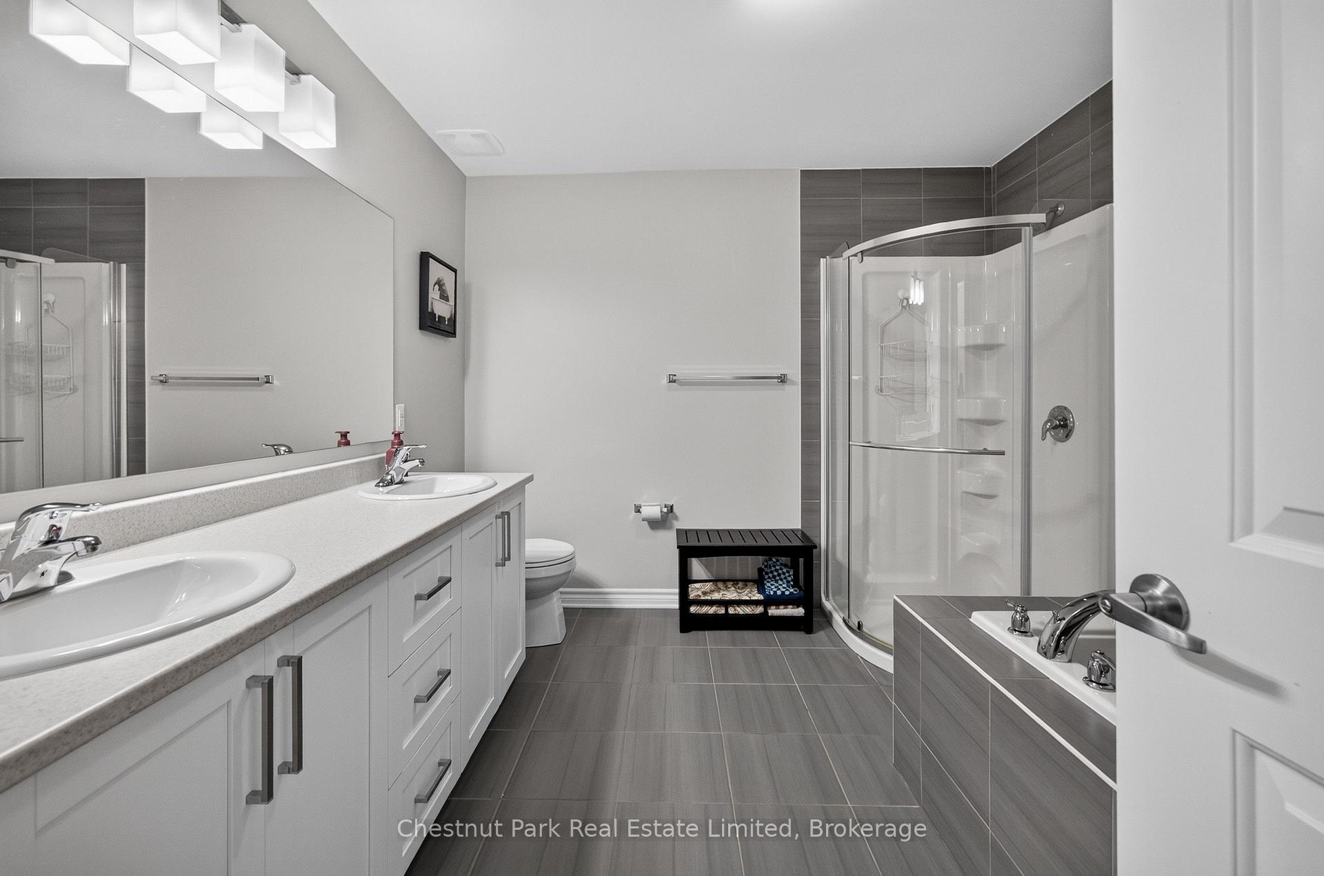 3 Bedroom Villa/Townhouse's Image 30