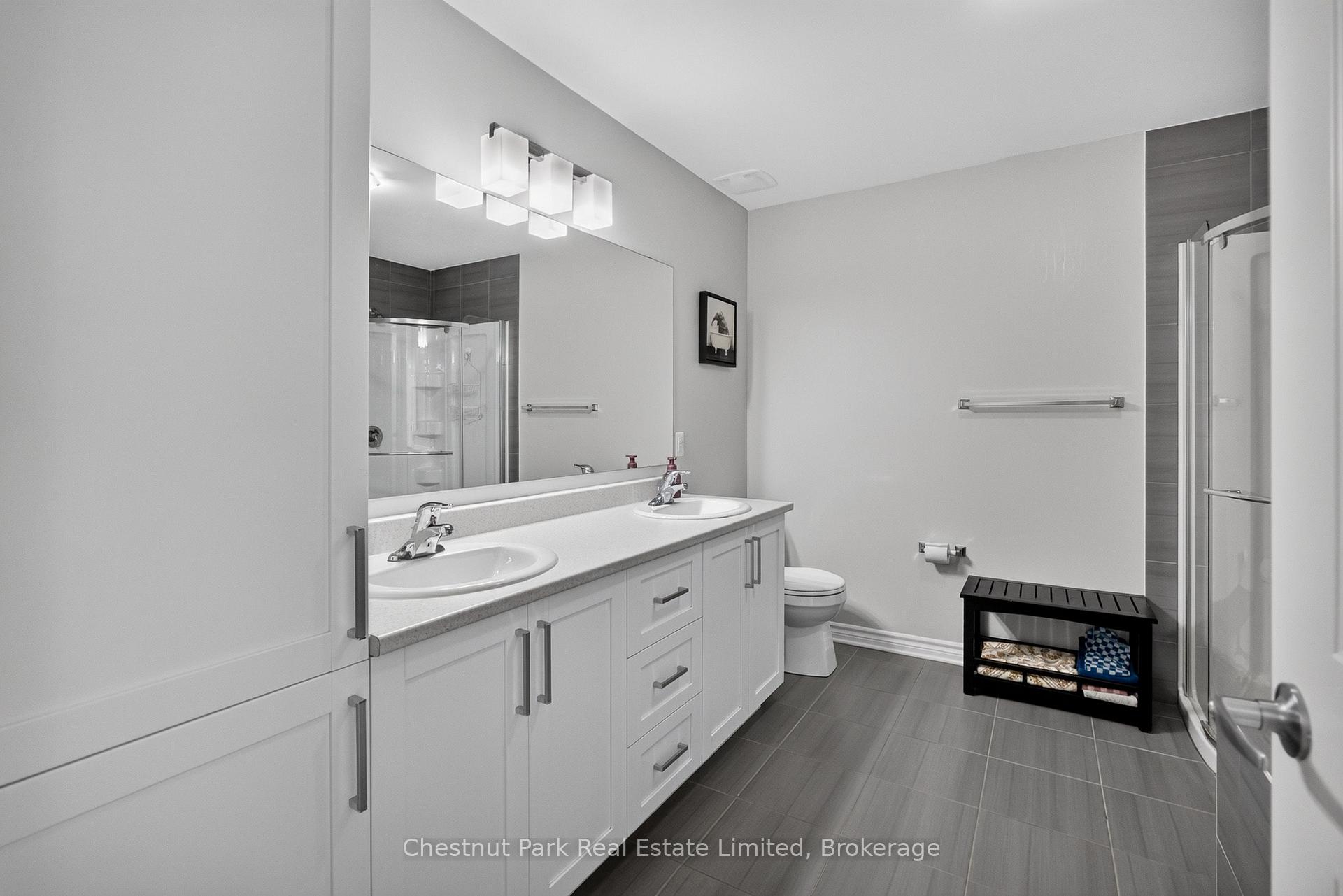 3 Bedroom Villa/Townhouse's Image 29