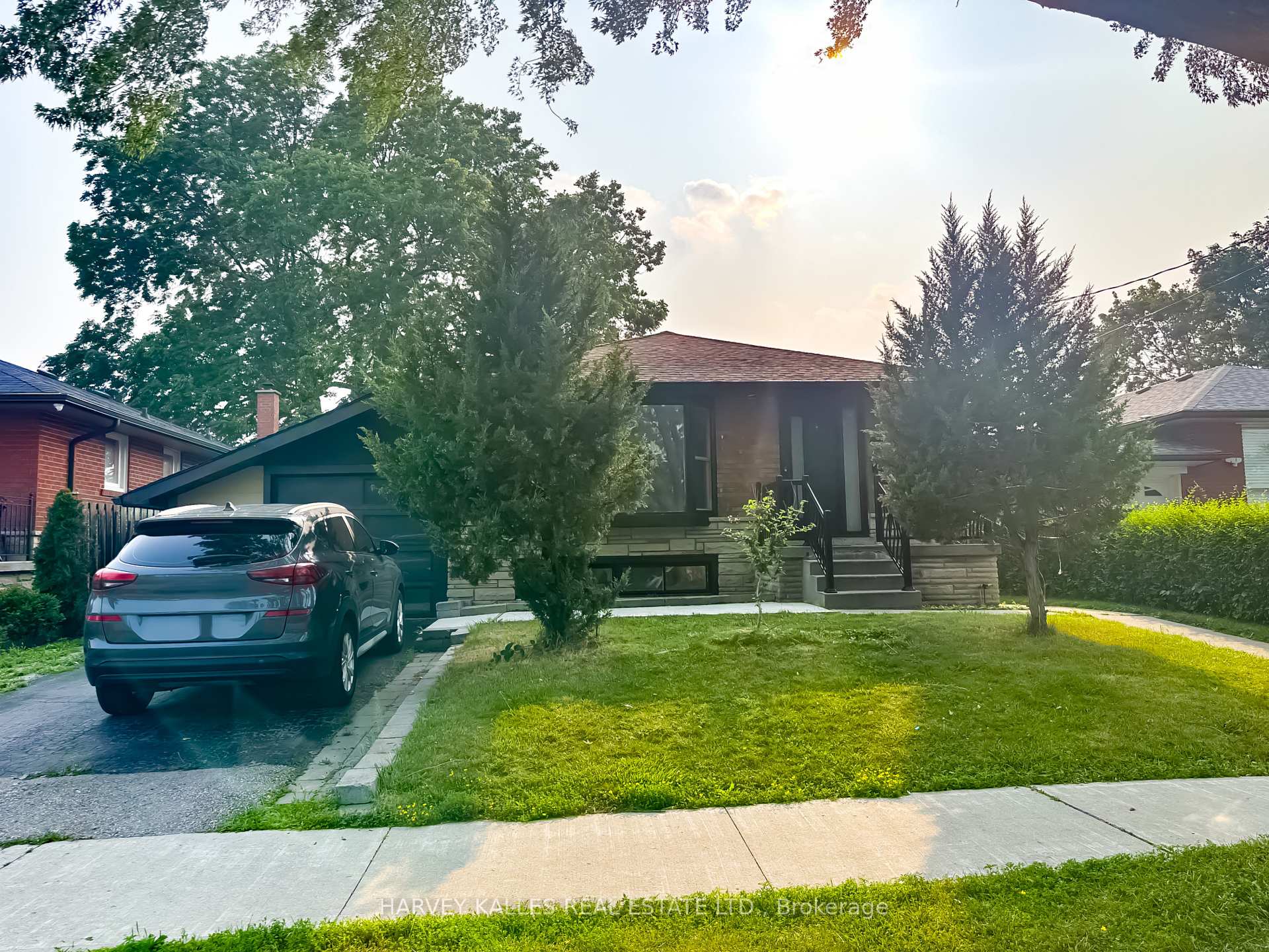 56 Marcos Boulevard Toronto Ontario Canada Rent residential Leon Schaumer HomeLife/Cimerman Real Estate Ltd., Brokerage*