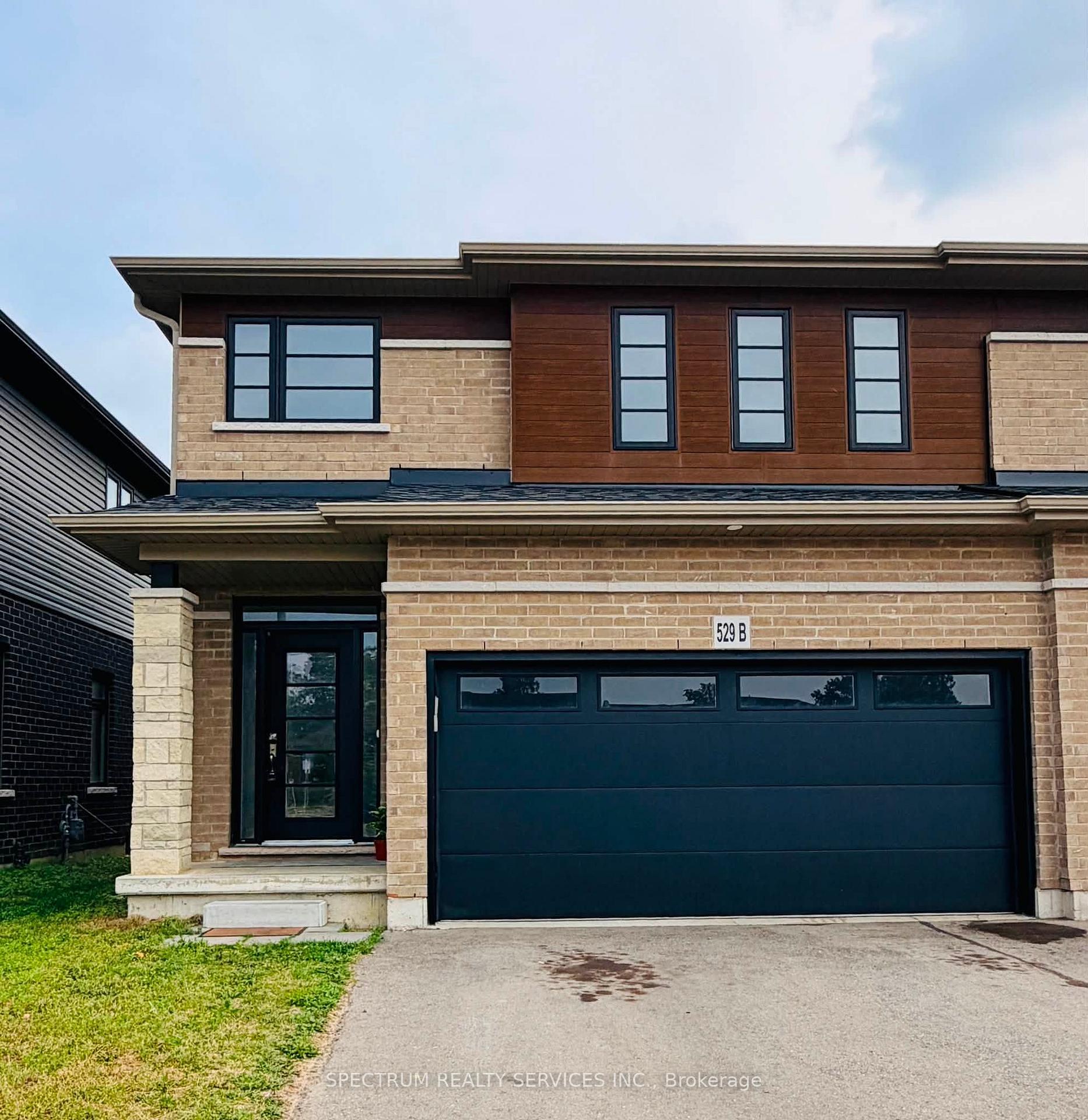 529B Grey Street Brantford Ontario Canada Sale residential Lazlo Vavrovics Spectrum Realty Services Inc., Brokerage *