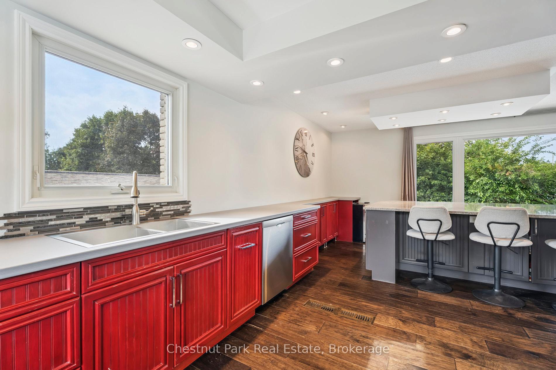 4 Bedroom Single Family Home/House's Image 13