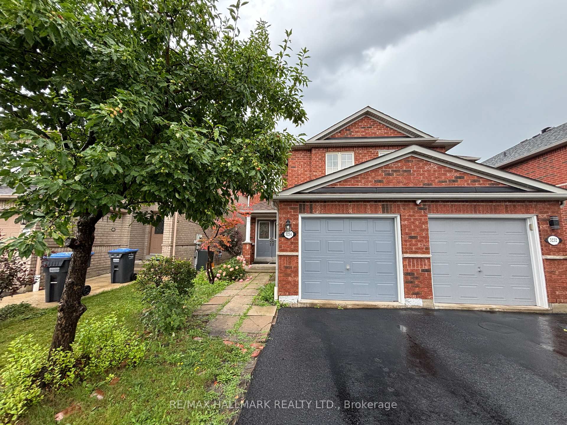 3234 Raindance Crescent Mississauga Ontario Canada Rent residential Professional Group RE/MAX Realty Specialists Inc., Brokerage*