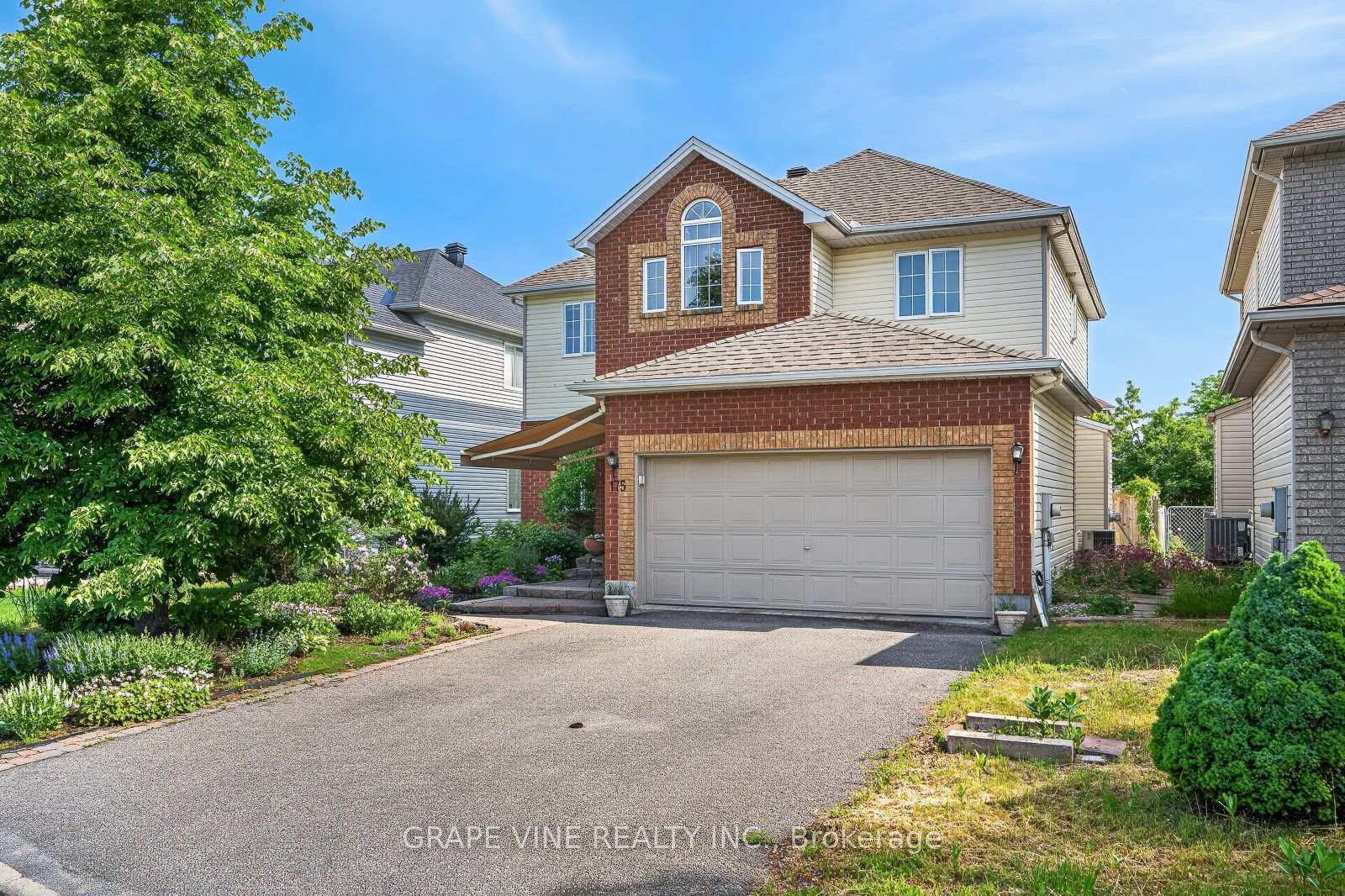 175 Allanford Avenue Ottawa Ontario Canada Sale residential Angelika Rosato Right at Home Realty, Brokerage*