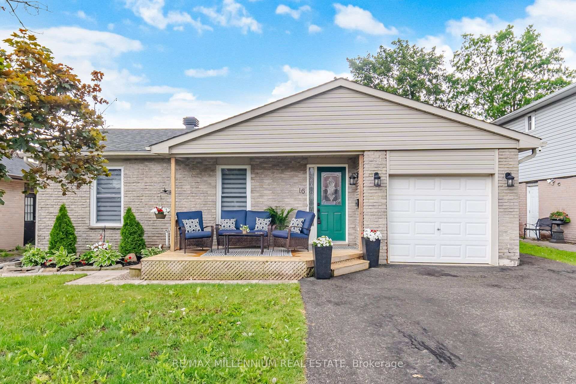 16 Brenda Boulevard Orangeville Ontario Canada Sale residential   The Beg & Sood Group - Re/Max Millennium, Brokerage*