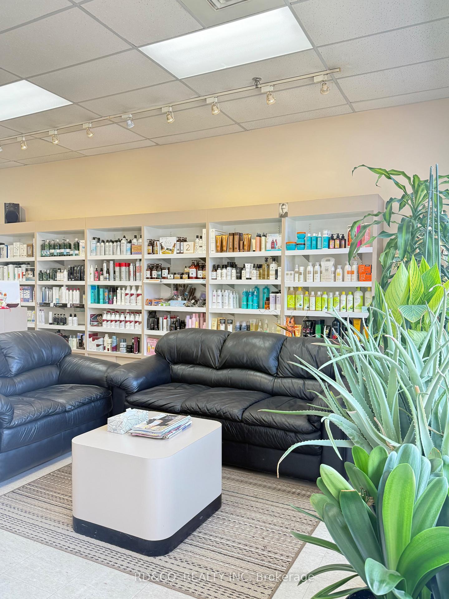 7313 Woodbine Avenue E Markham Ontario Canada Sale commercial   Bruce Murray - Real Estate Homeward, Brokerage