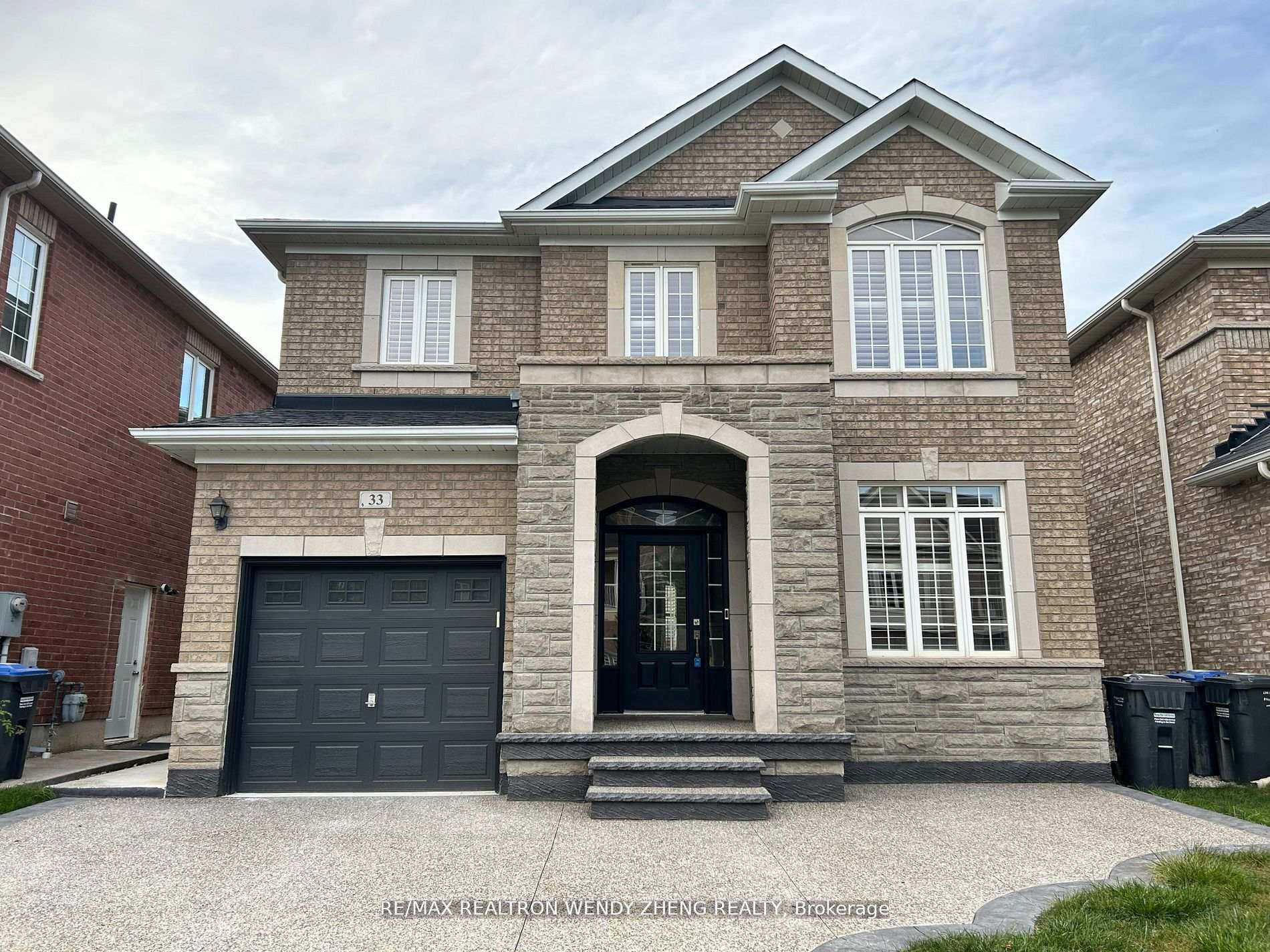 Upper - 33 Begonia Crescent Brampton Ontario Canada Rent residential   HomeLife 247 Realty Inc.,  Brokerage*