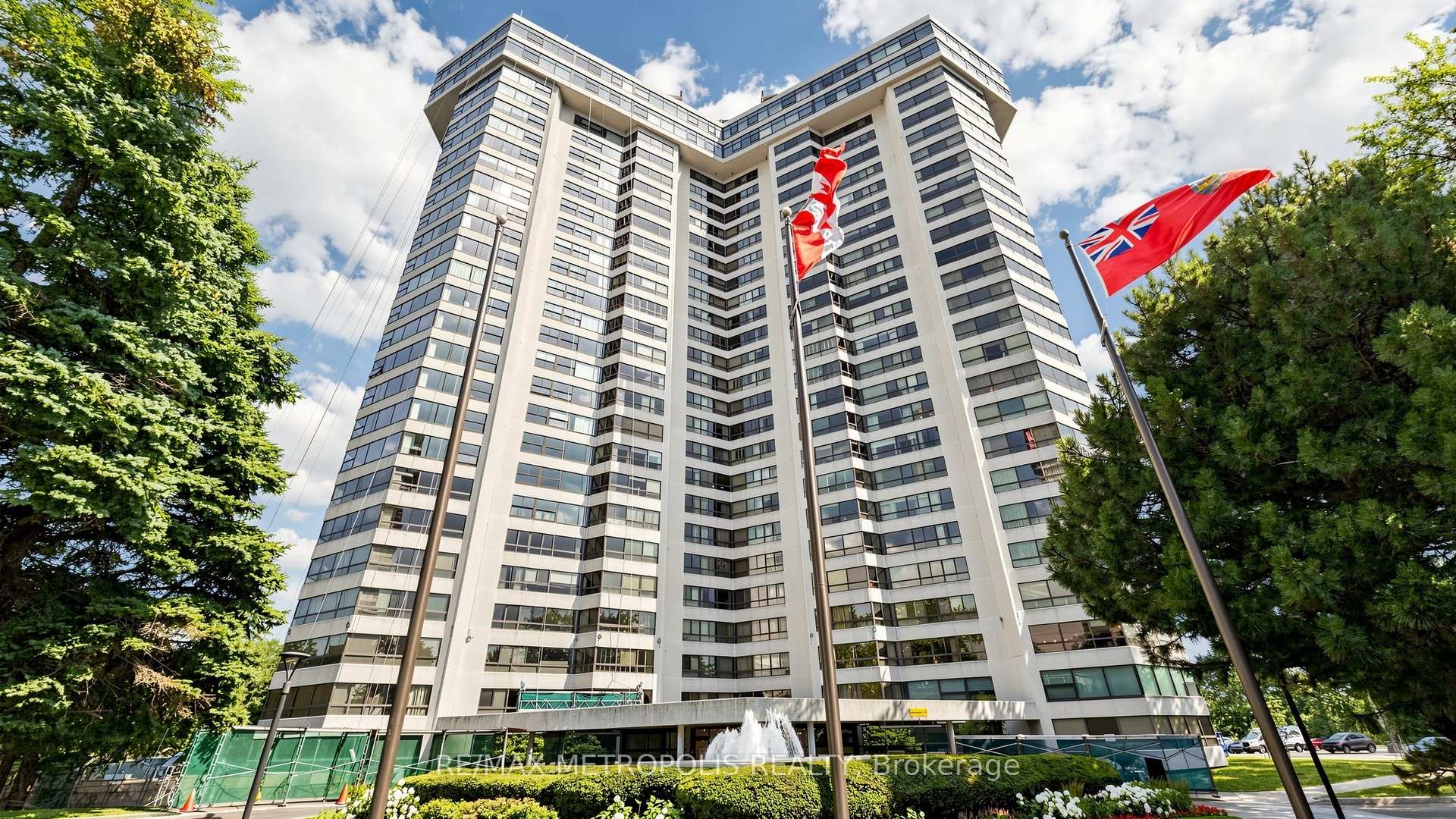 1803 - 1300 BLOOR Street Mississauga Ontario Canada Rent residential Yvette Johnston RE/MAX Metropolis Realty Brokerage*