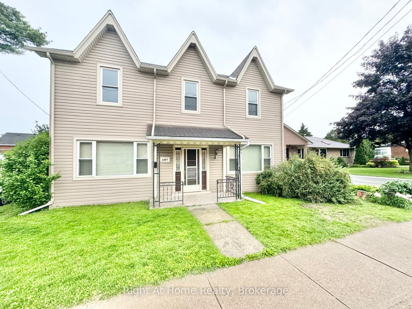 216 Hatt Street Hamilton Ontario Canada Sale residential Akash  Gupta Century 21 Heritage Group Ltd. Brokerage*