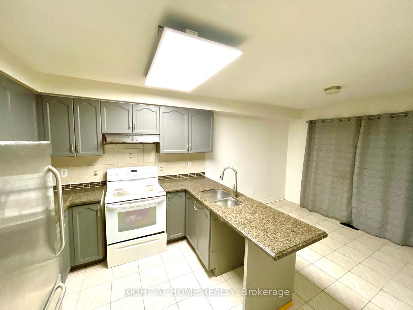 A - 55 Velvet Grass Lane Brampton Ontario Canada Rent residential Slavisa (Sasha) Garaca Right at Home Realty, Brokerage*