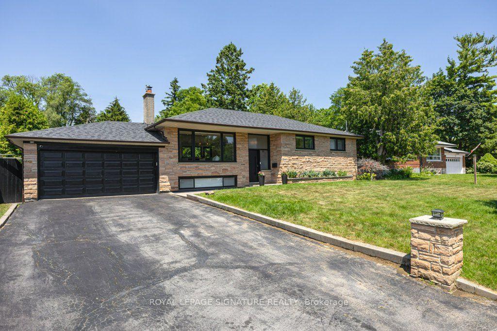 14 Bonacres Avenue Toronto Ontario Canada Sale residential Alex and Harry Melconian Royal LePage Signature Realty, Brokerage *