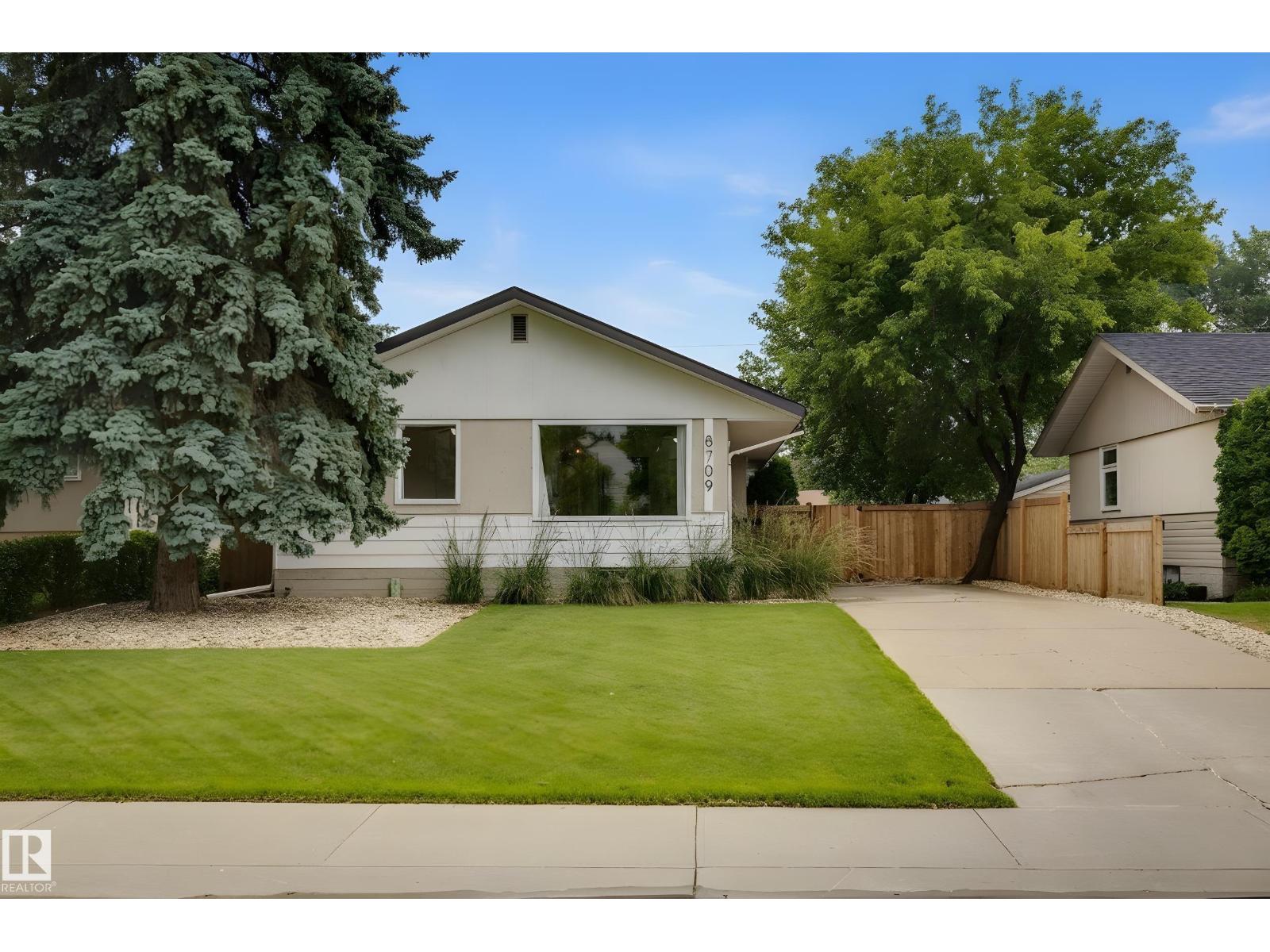8709 164A ST NW Edmonton Alberta Canada Sale residential Enayat Aminzadah Grassroots Realty Group