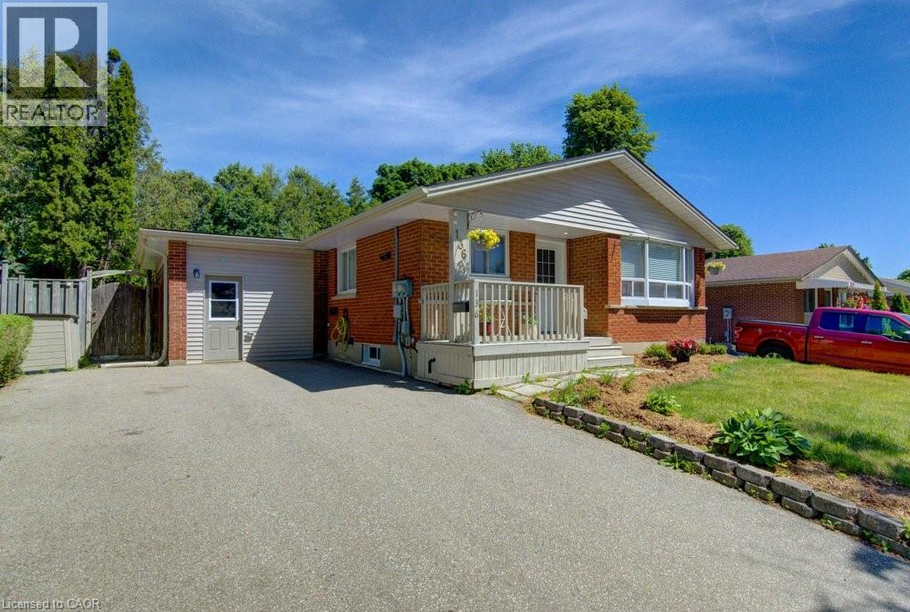 136 DUNSMERE Drive Kitchener Ontario Canada Sale residential SHERI GAERTNER RE/MAX REAL ESTATE CENTRE INC., BROKERAGE