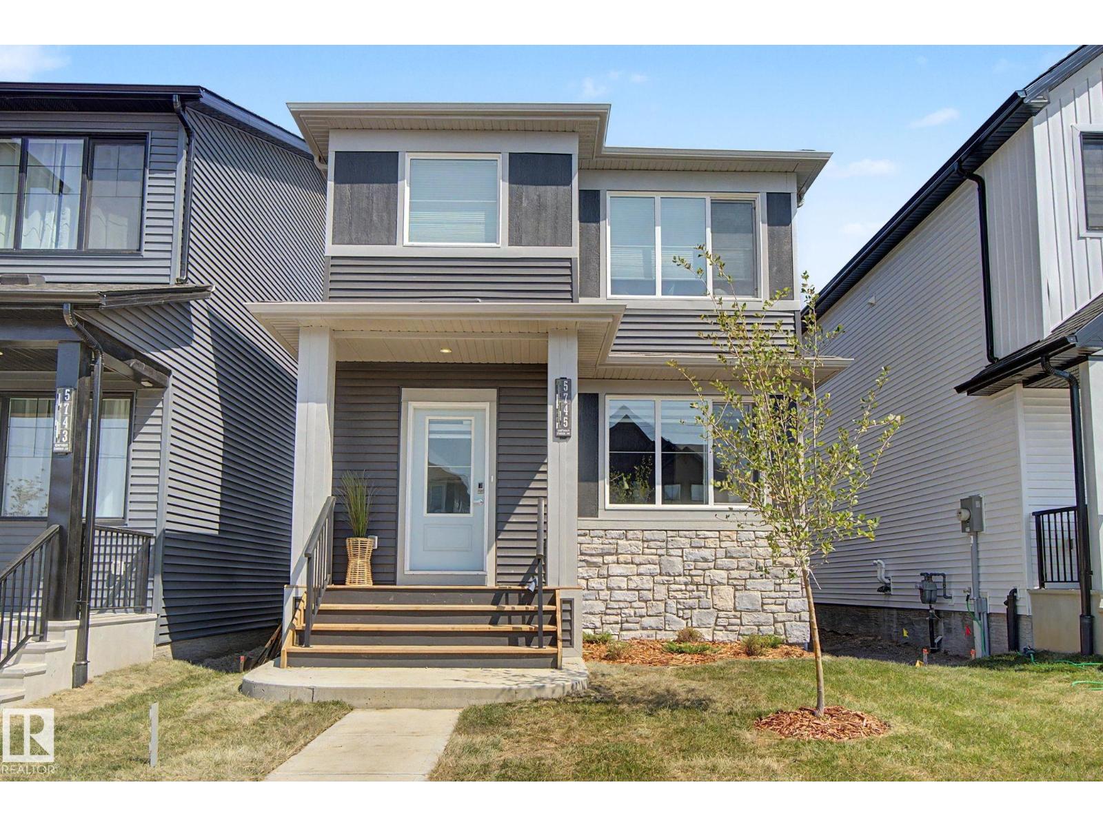 5745 HAWTHORN CM SW Edmonton Alberta Canada Sale residential Mike Speers Maxwell Challenge Realty